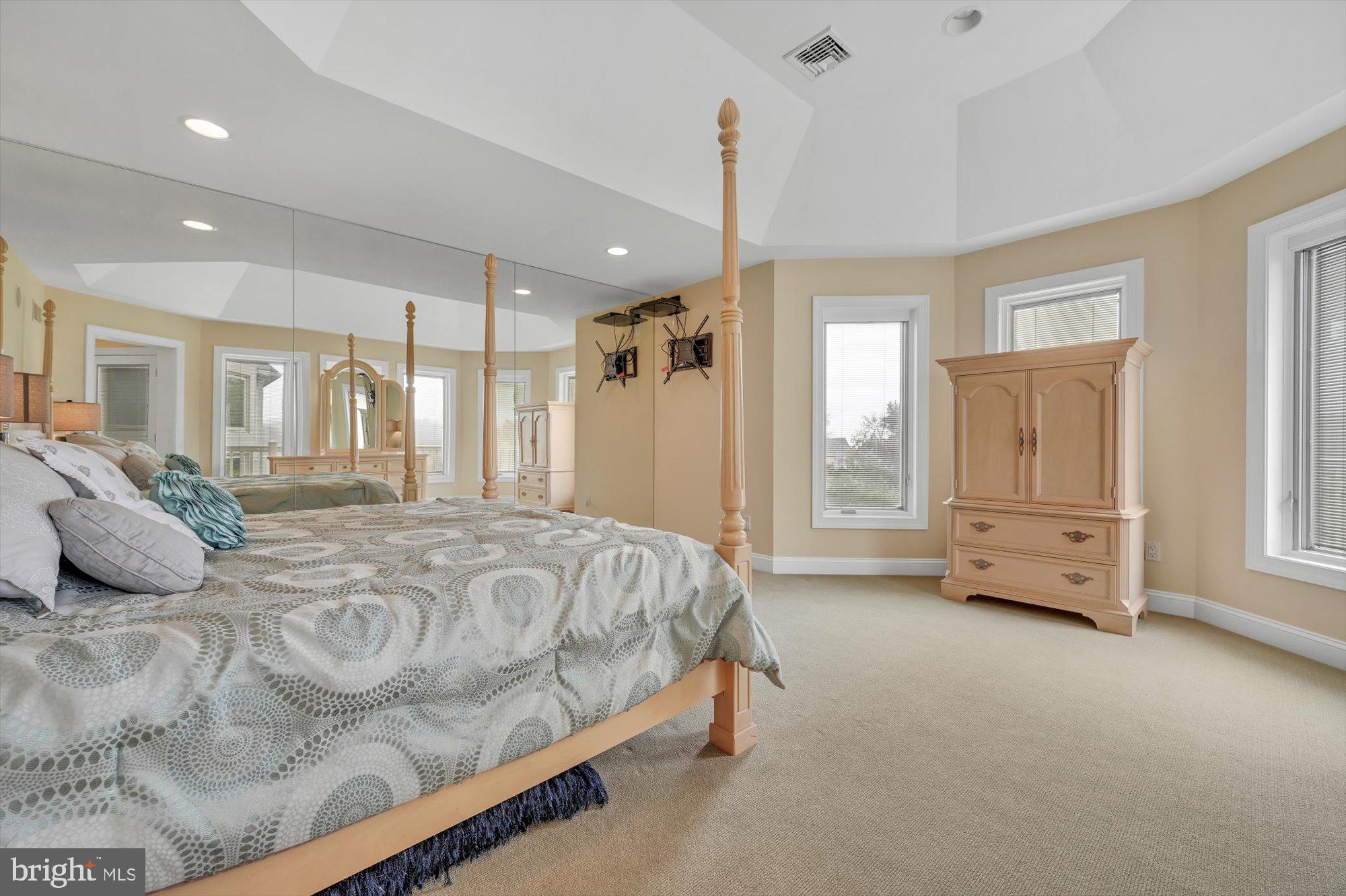 APPLE VALLEY ESTATES - Residential