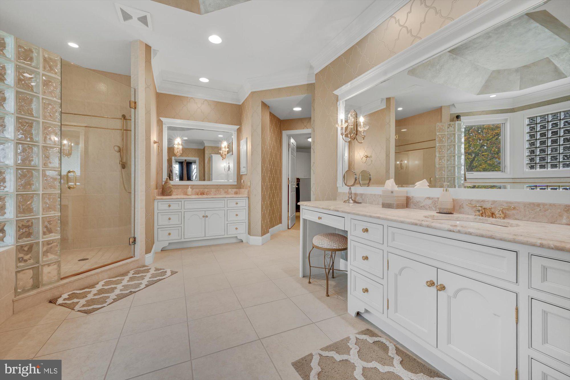 APPLE VALLEY ESTATES - Residential