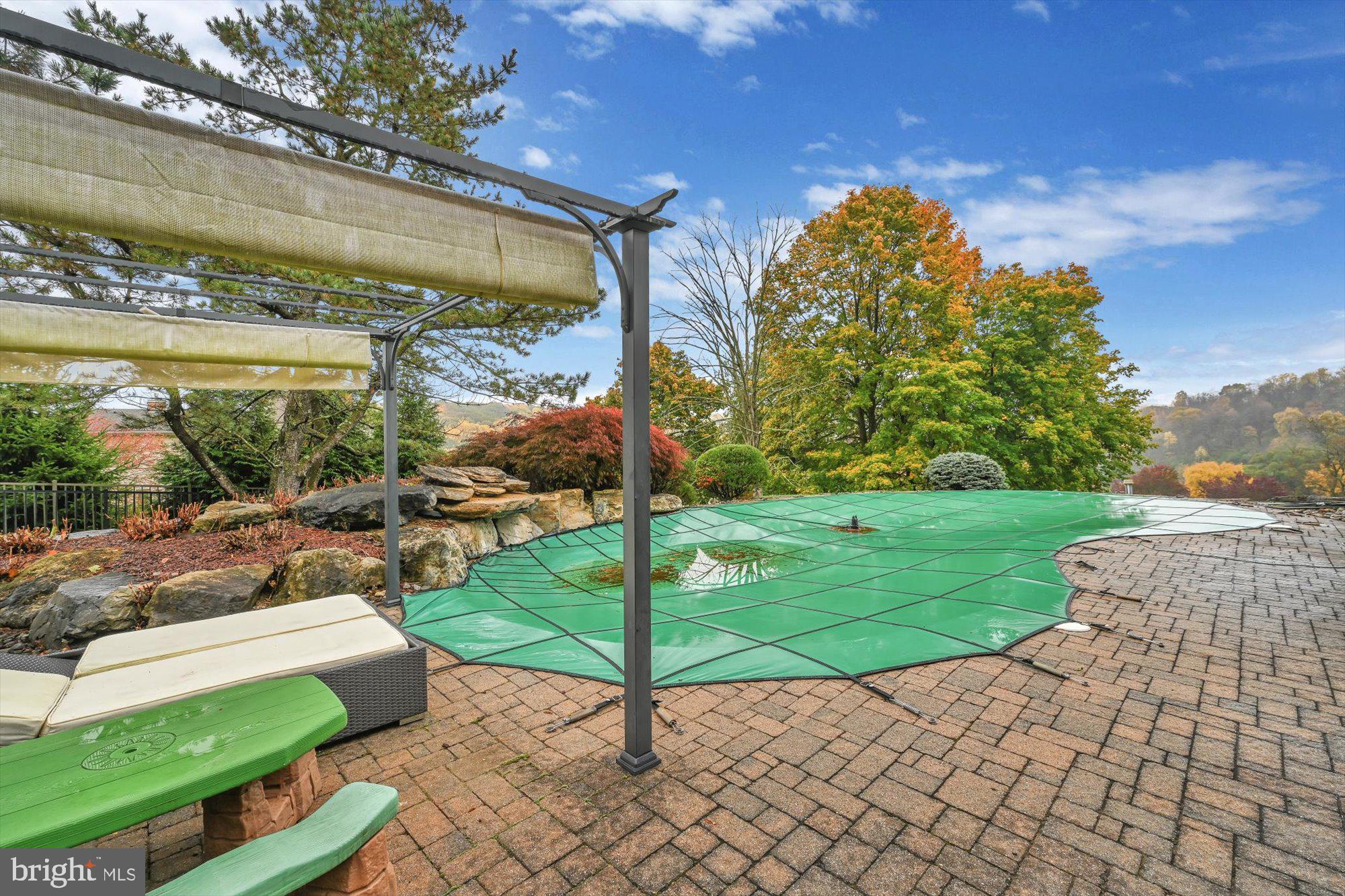 APPLE VALLEY ESTATES - Residential