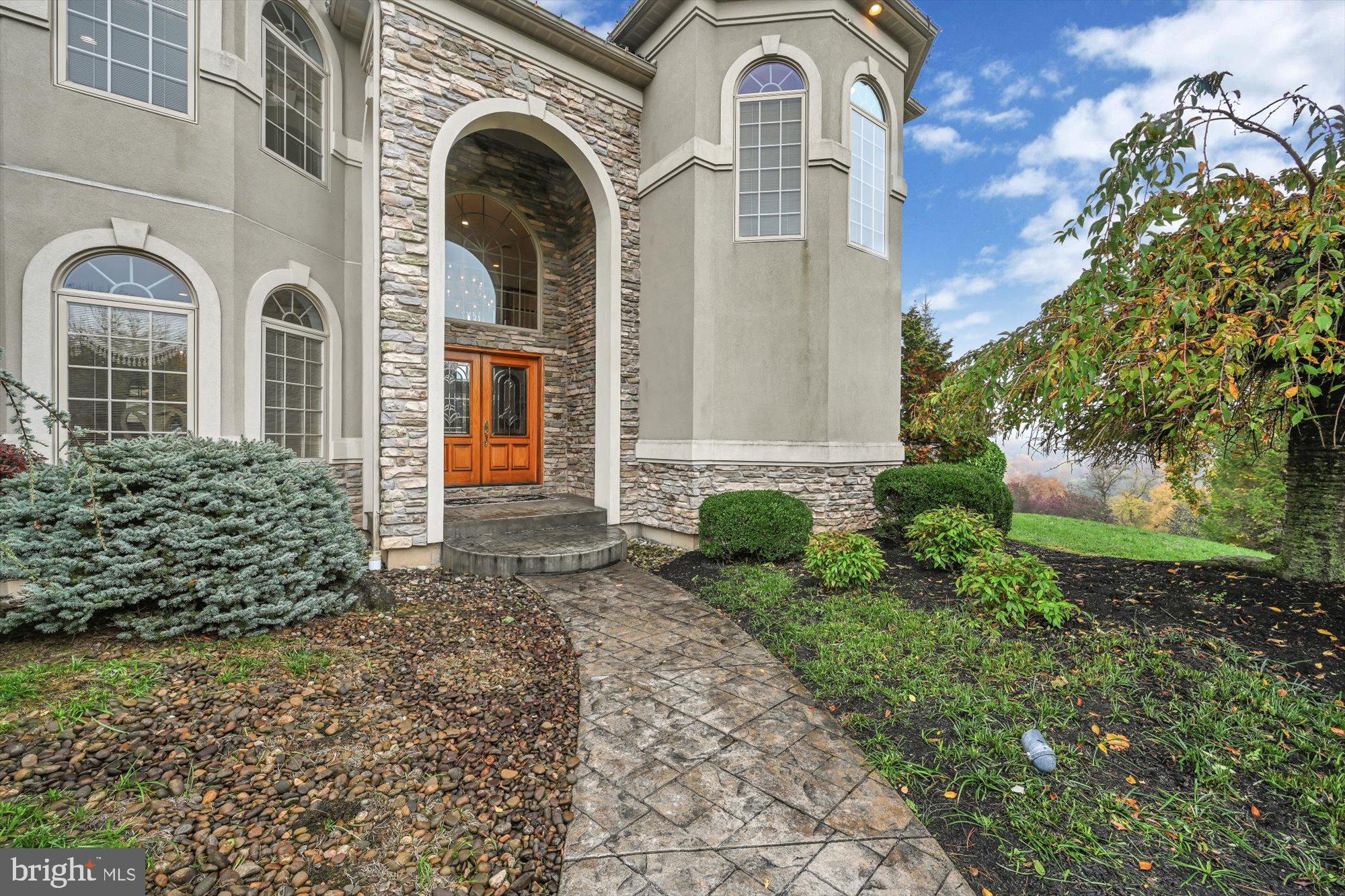 APPLE VALLEY ESTATES - Residential