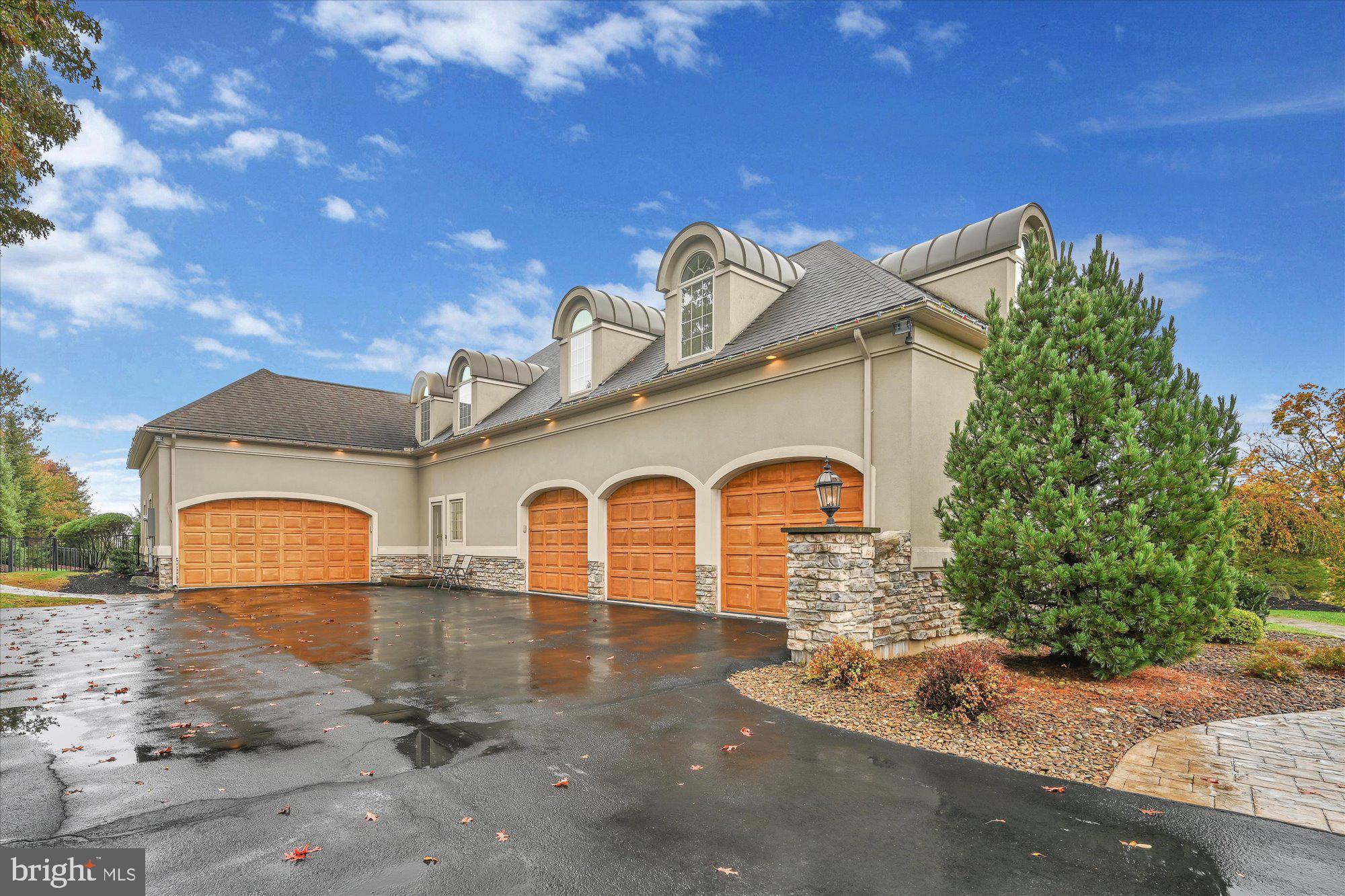 APPLE VALLEY ESTATES - Residential
