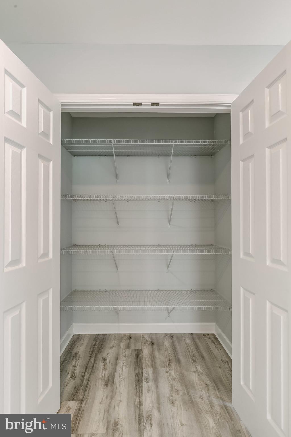 ABERDEEN HILLS - Residential