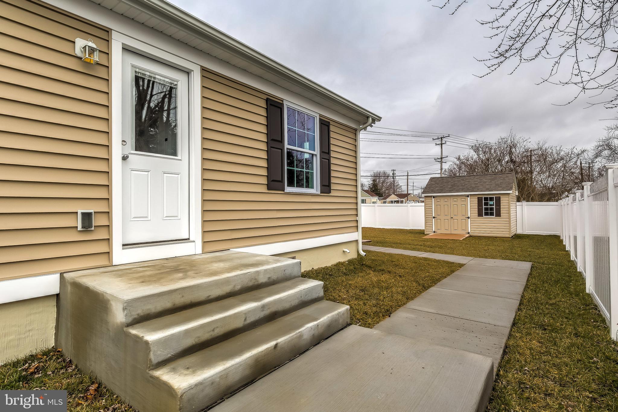 ABERDEEN HILLS - Residential