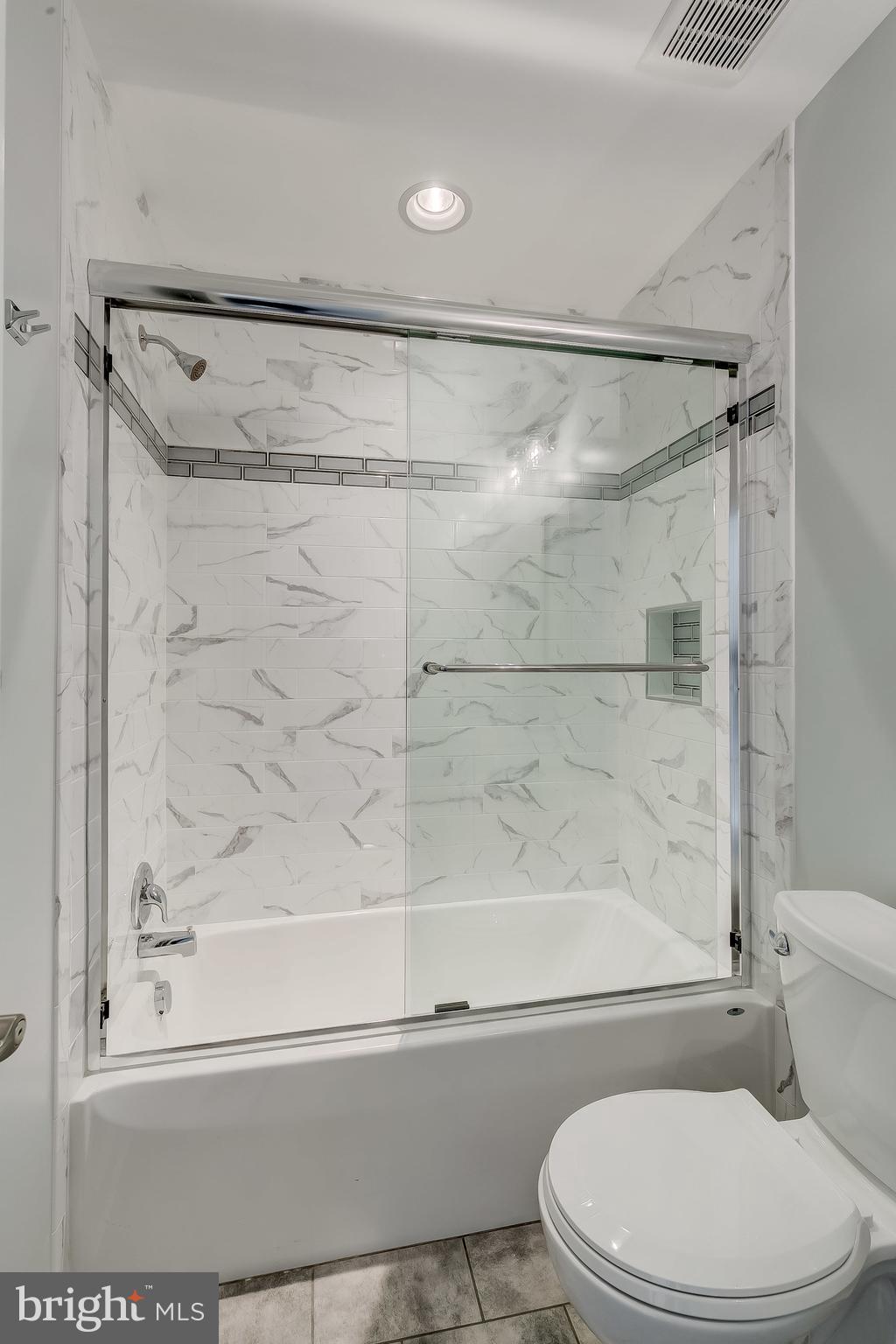 ABERDEEN HILLS - Residential