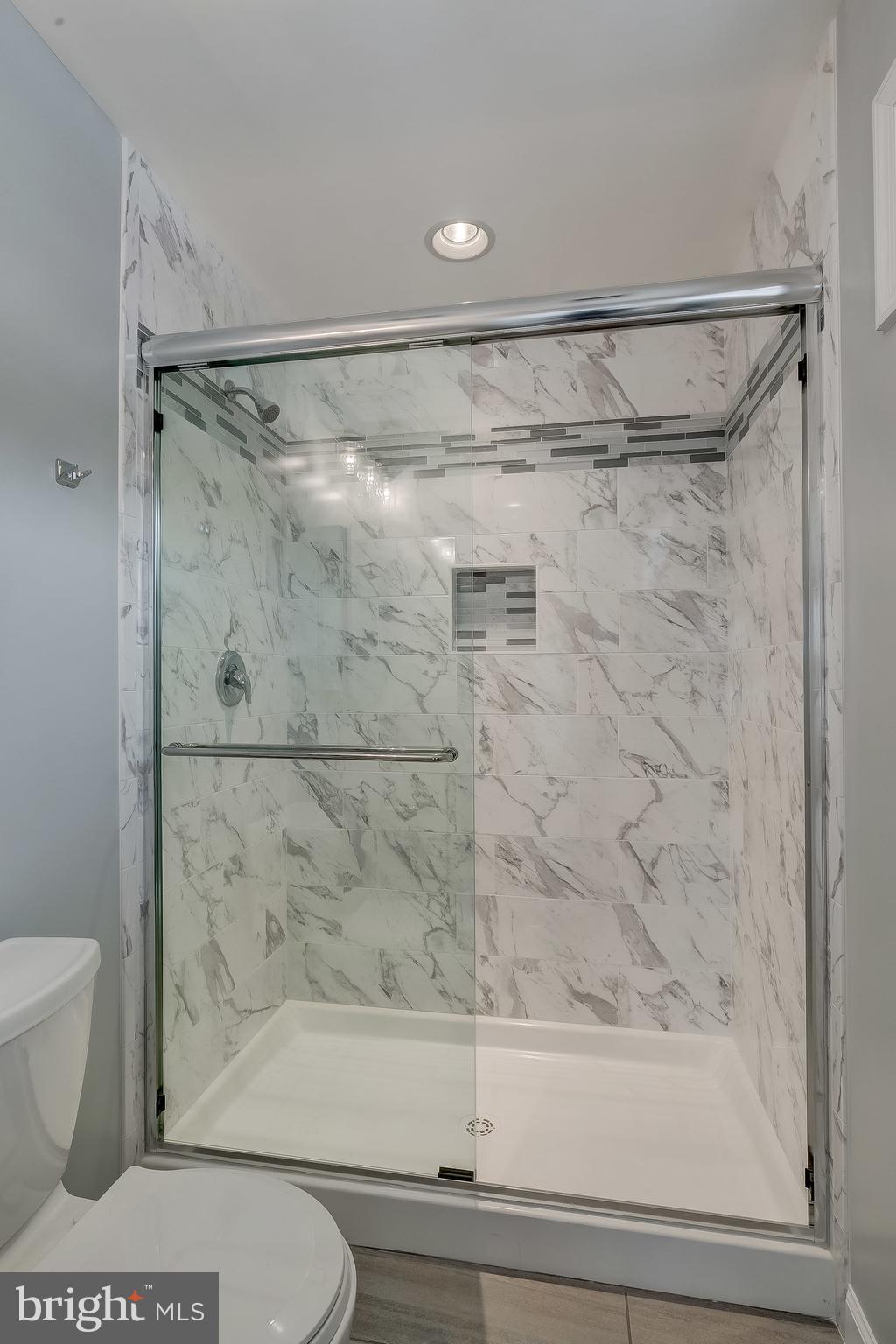 ABERDEEN HILLS - Residential