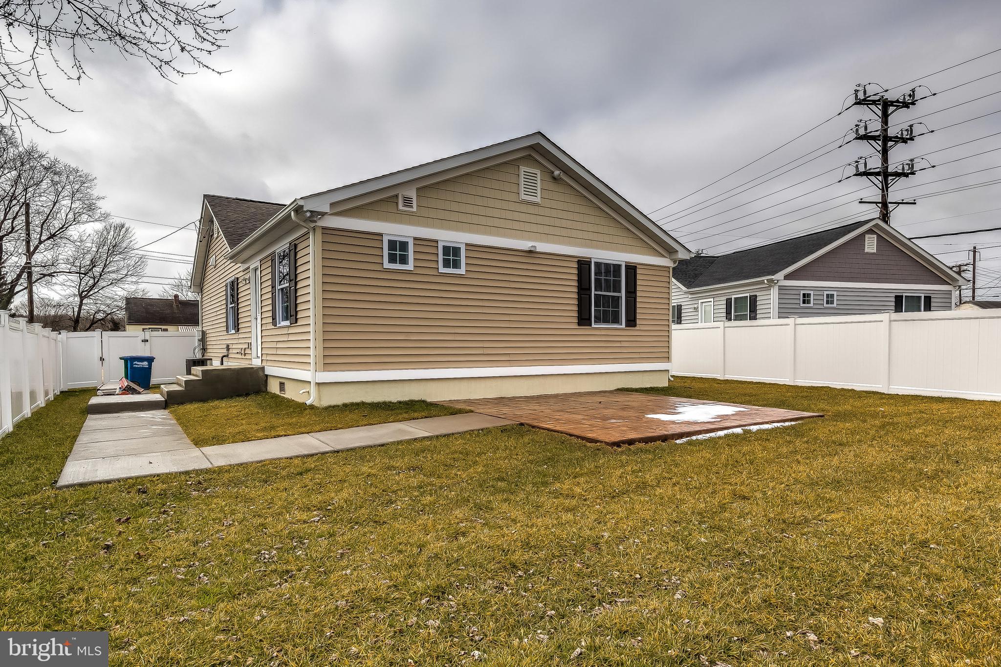 ABERDEEN HILLS - Residential