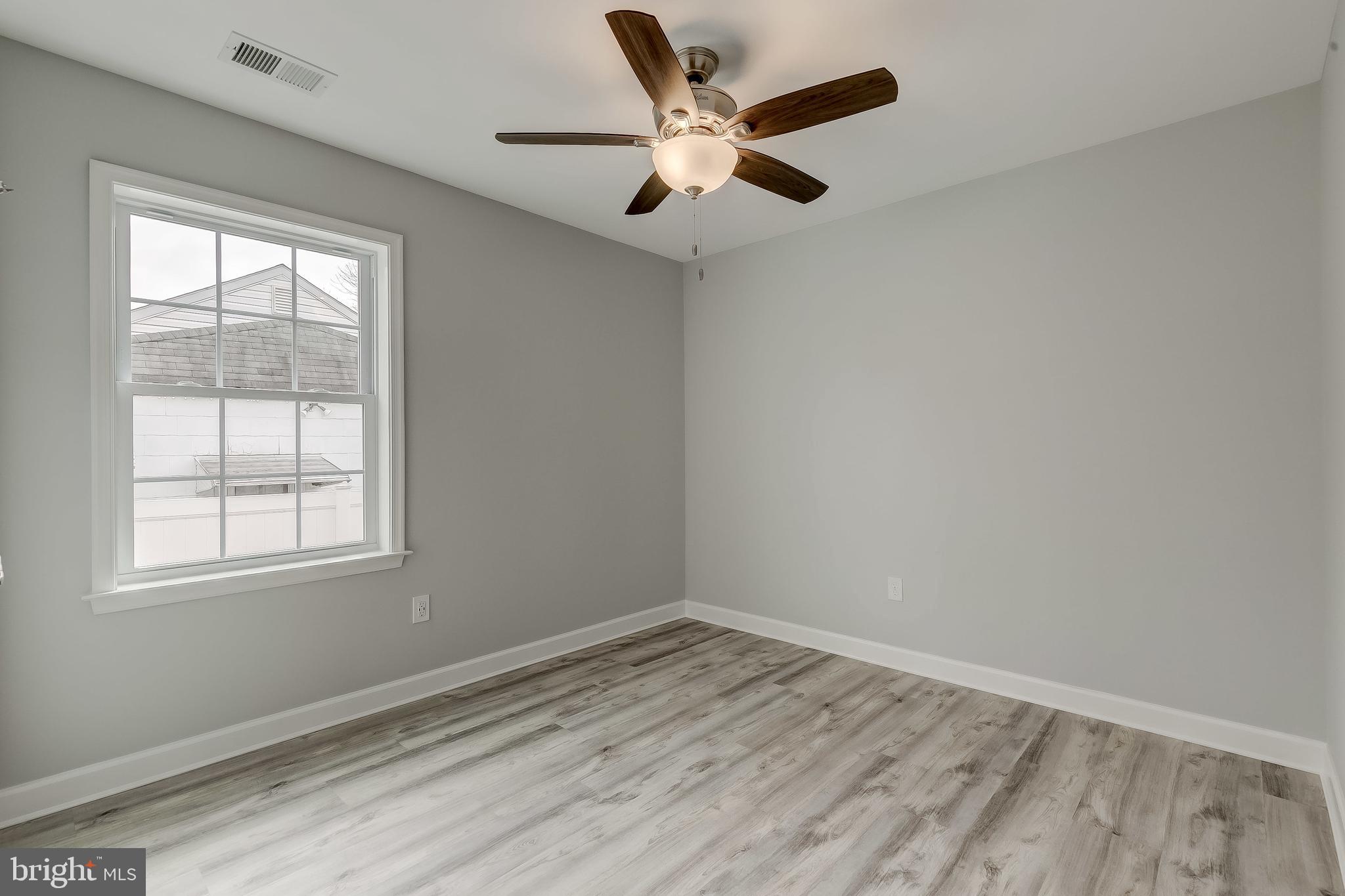 ABERDEEN HILLS - Residential