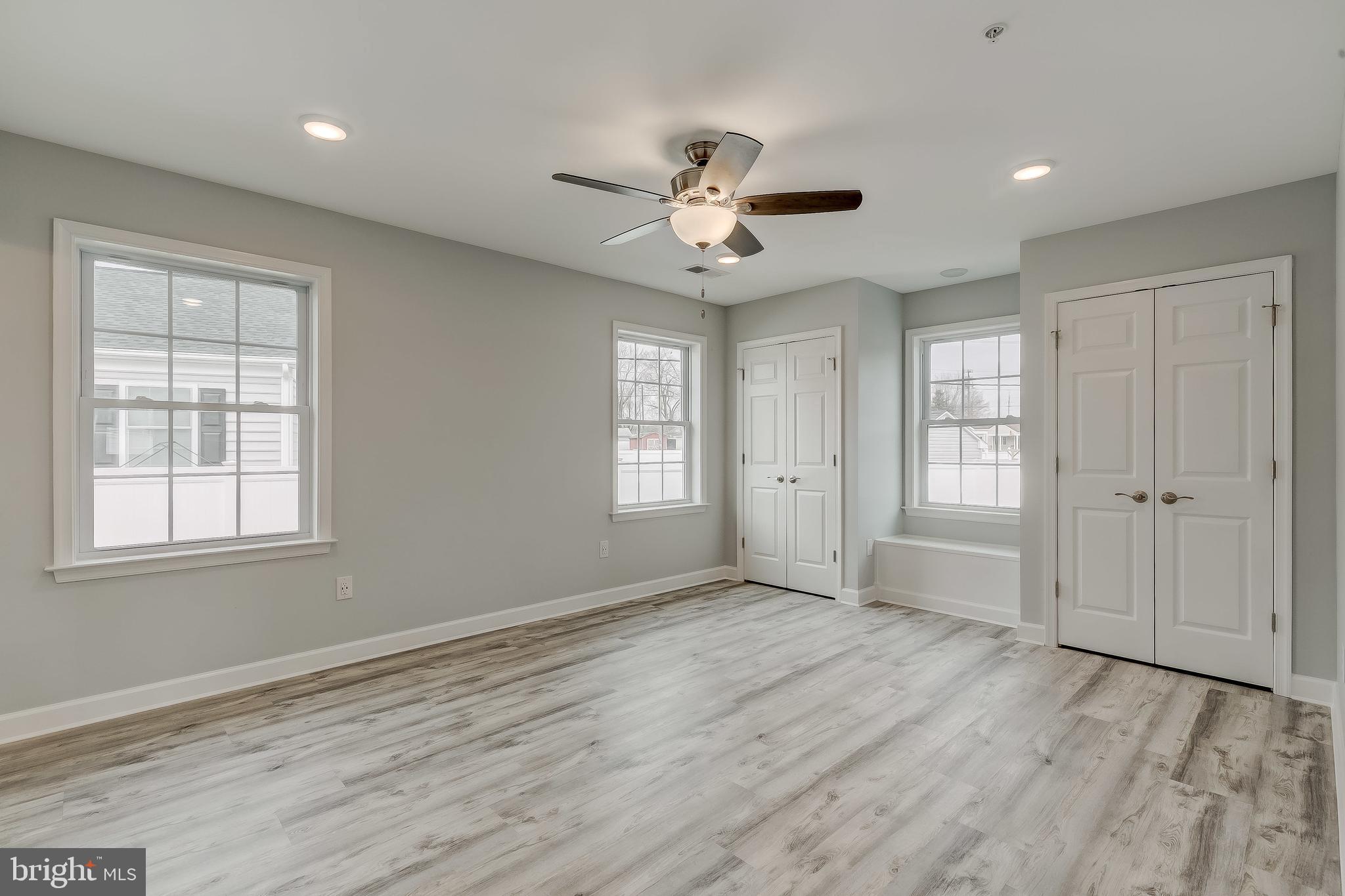 ABERDEEN HILLS - Residential