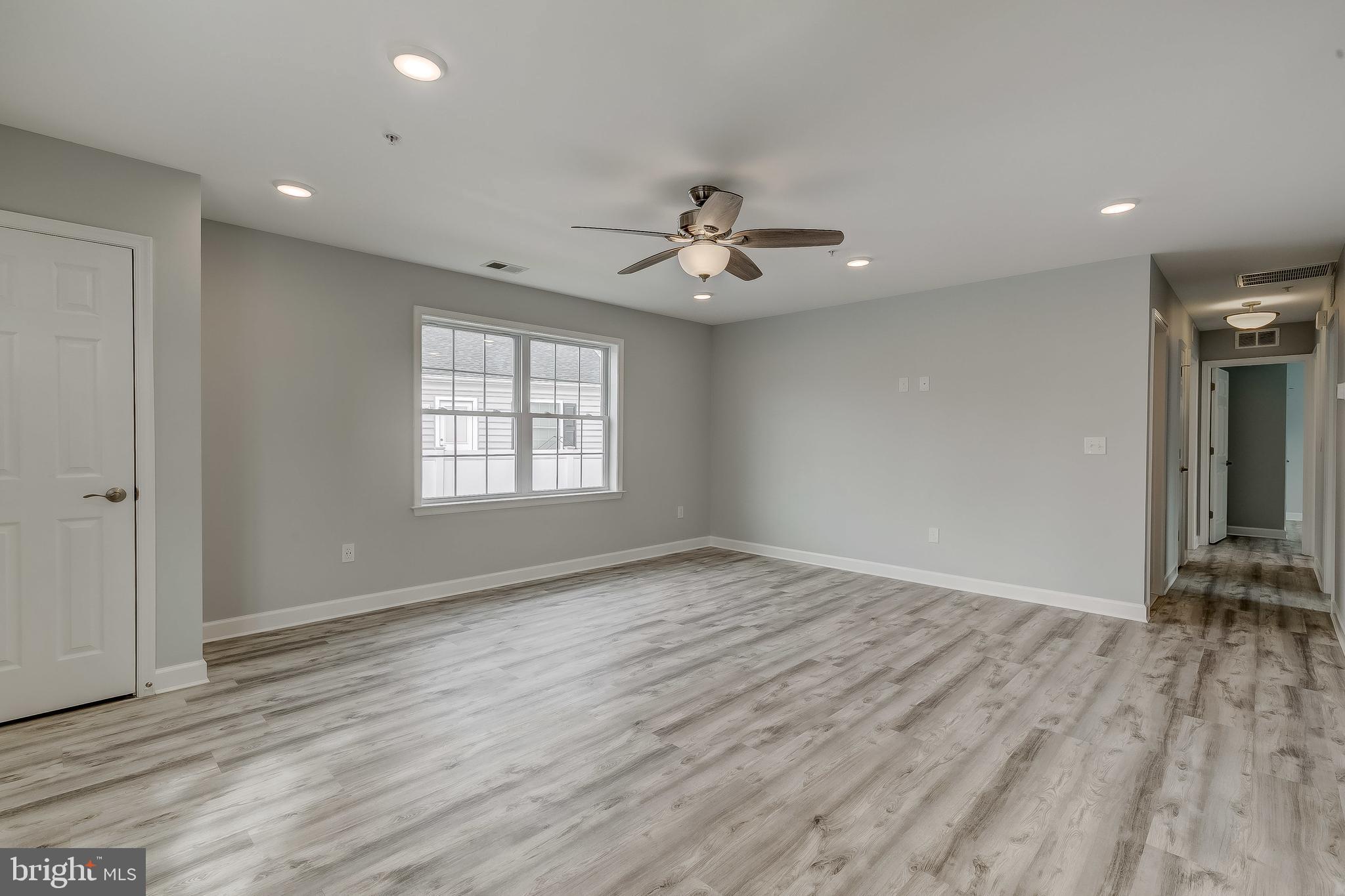 ABERDEEN HILLS - Residential