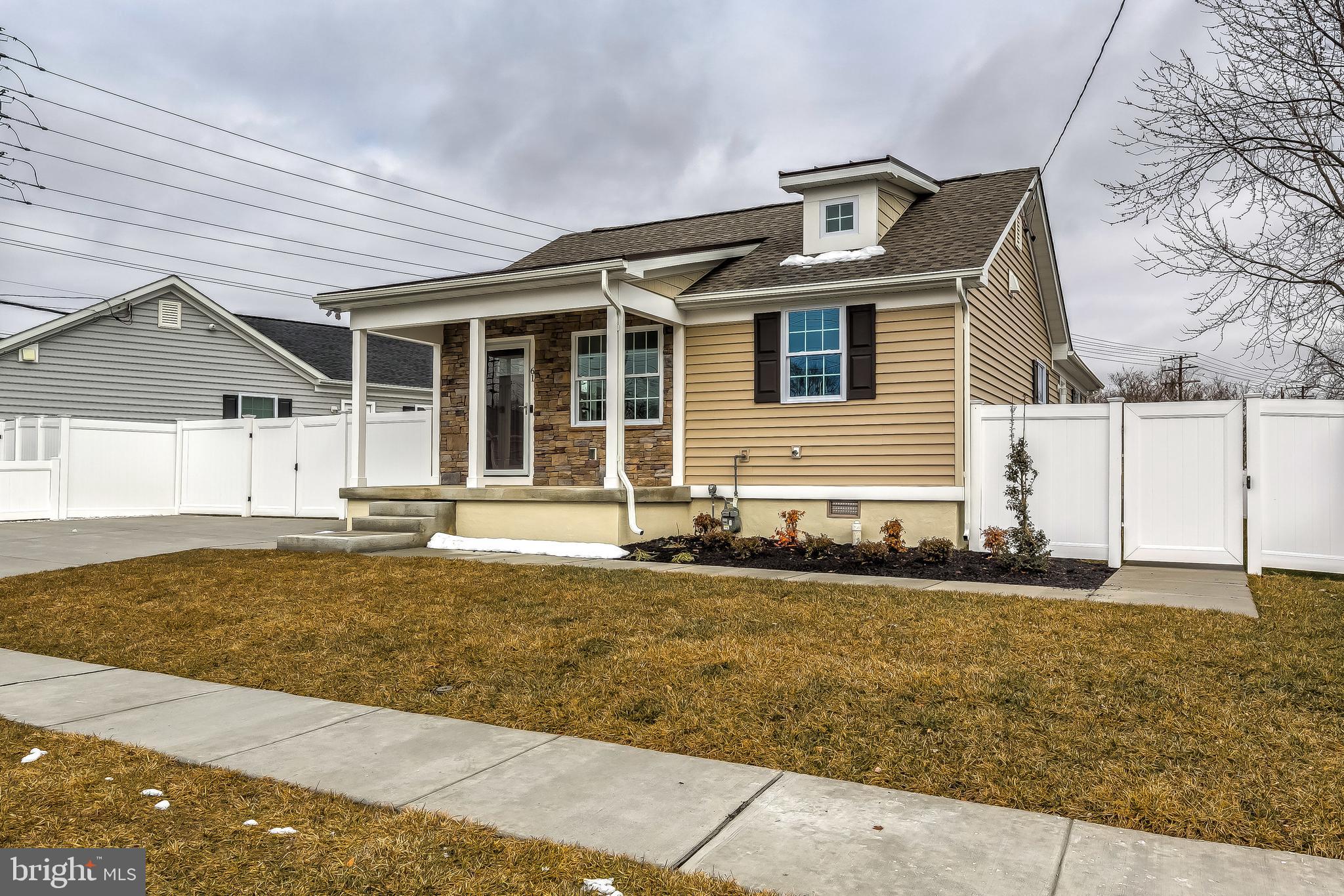 ABERDEEN HILLS - Residential