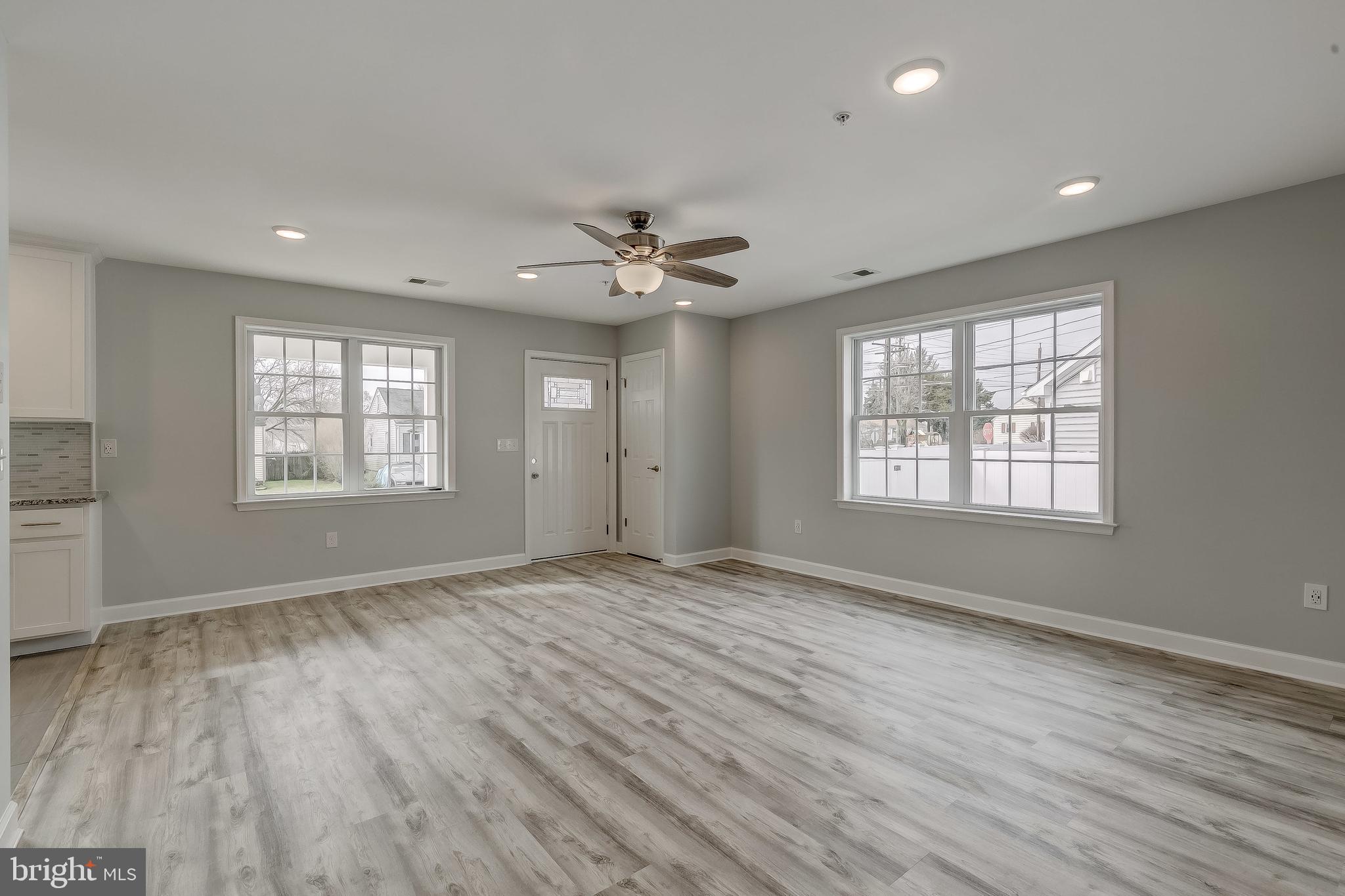 ABERDEEN HILLS - Residential