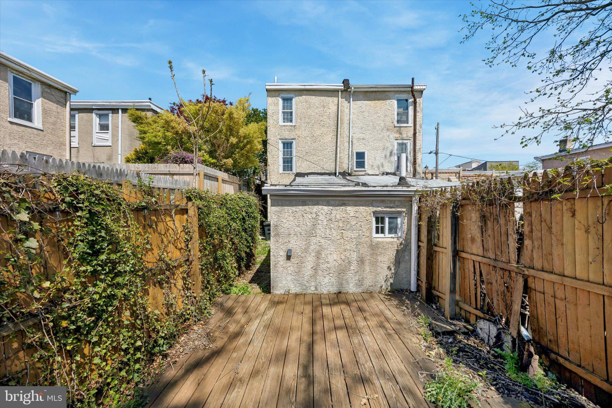 PHILADELPHIA - Residential