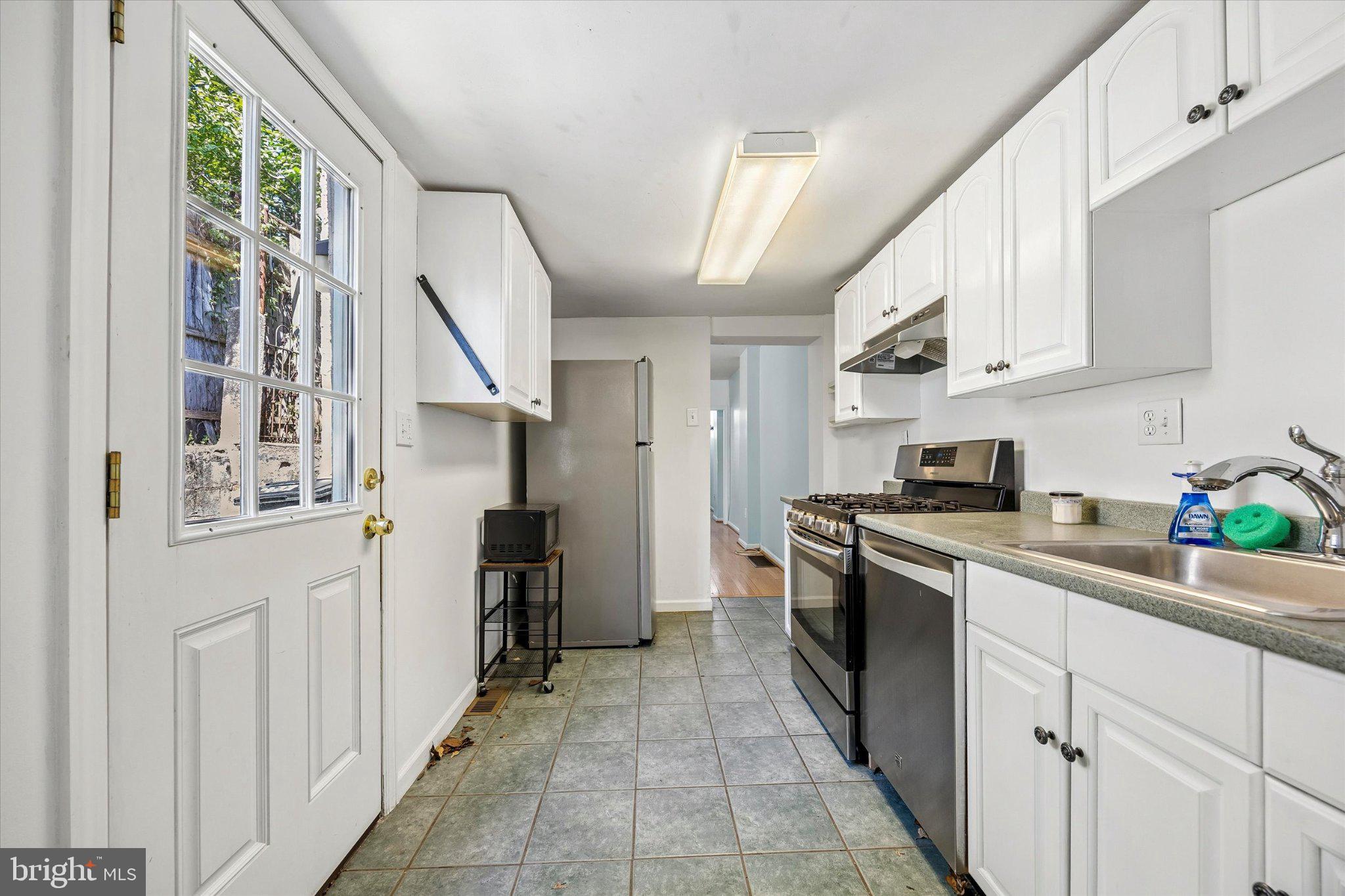 PHILADELPHIA - Residential