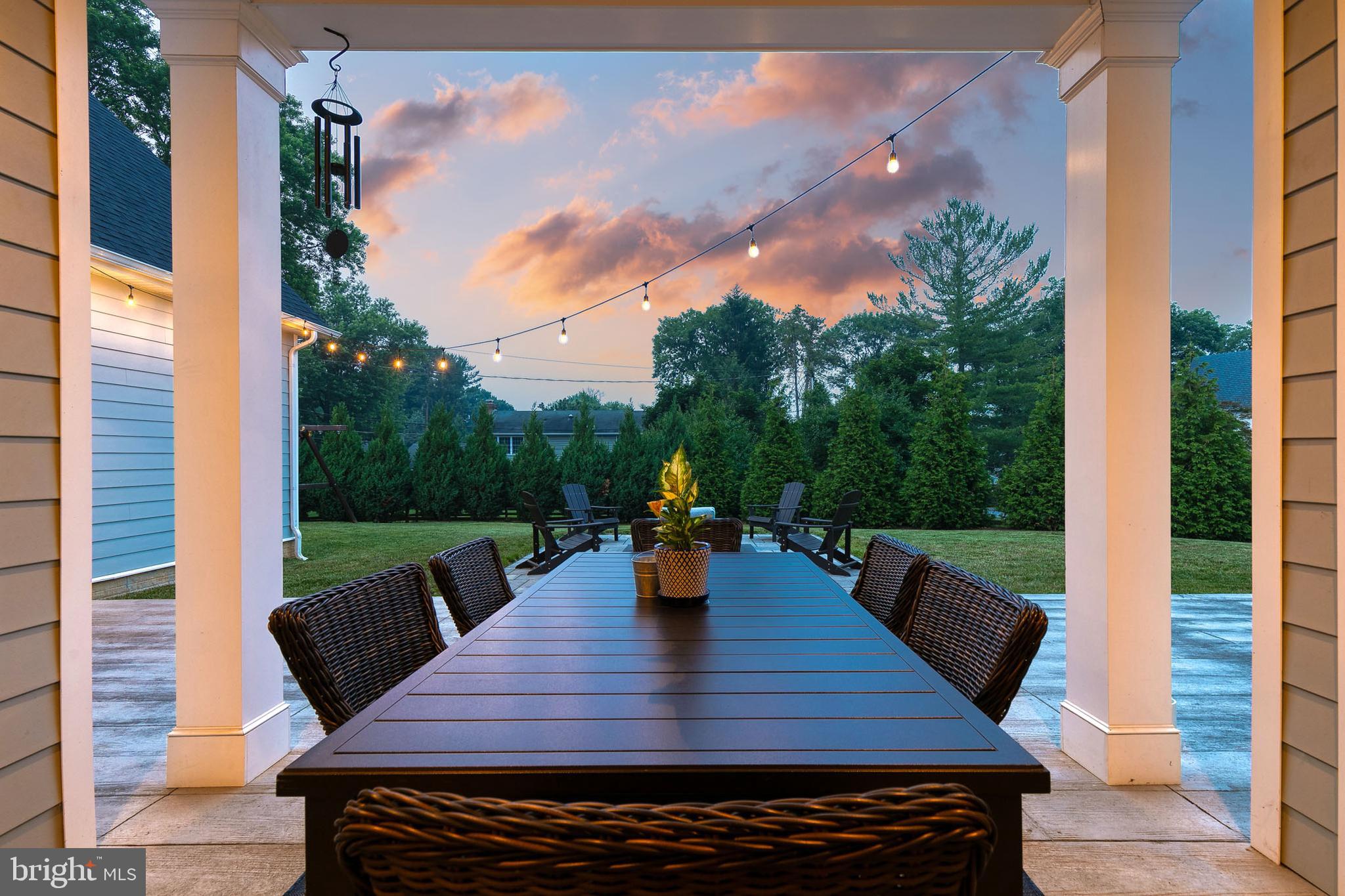 VILLAGE GREEN - Residential