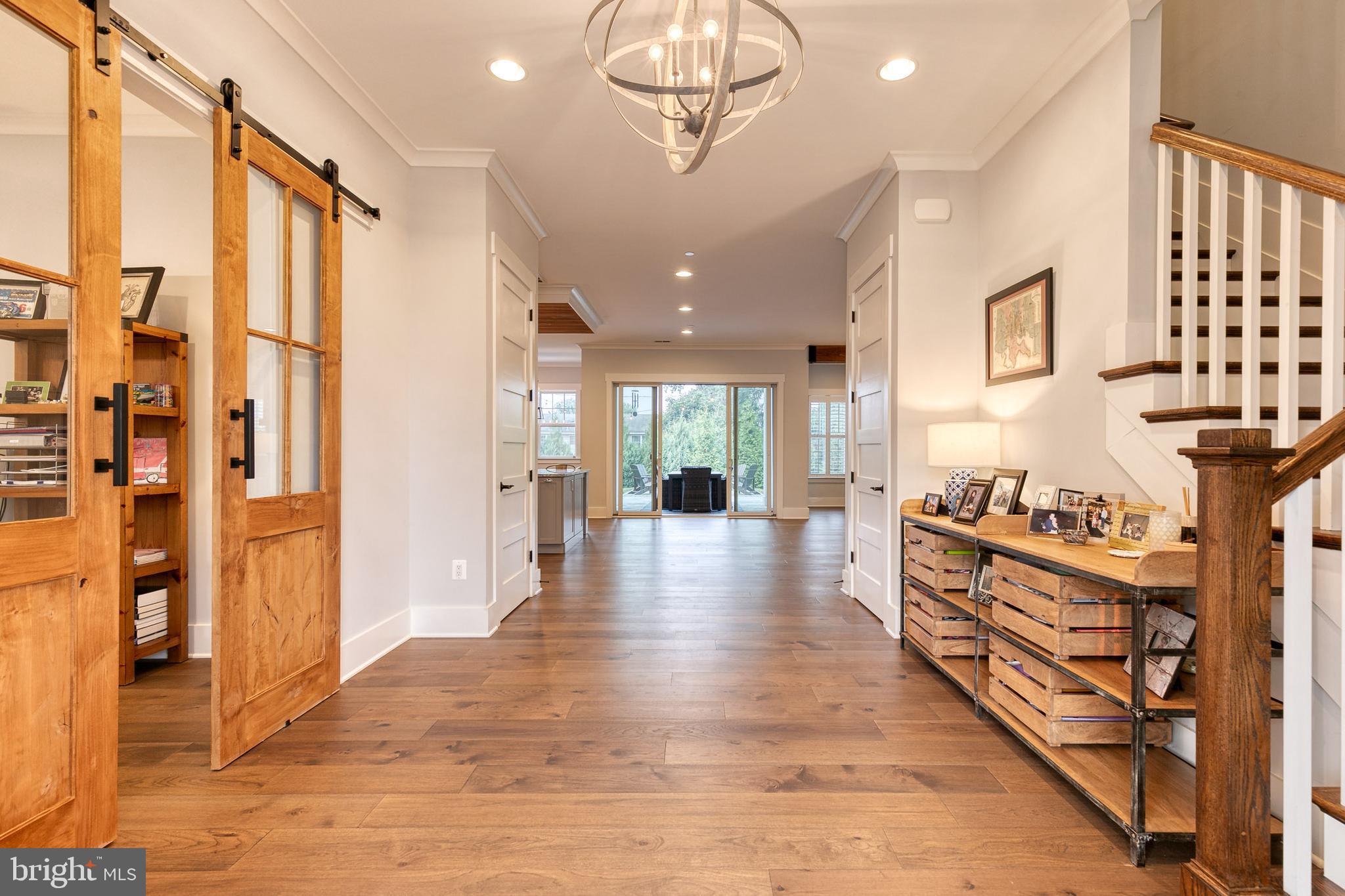 VILLAGE GREEN - Residential