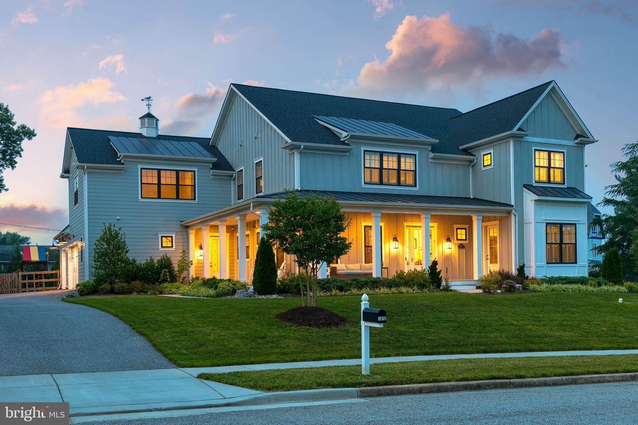 VILLAGE GREEN - Residential