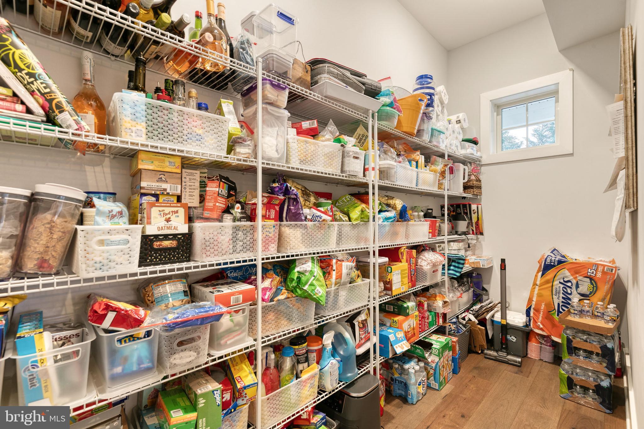 VILLAGE GREEN - Residential