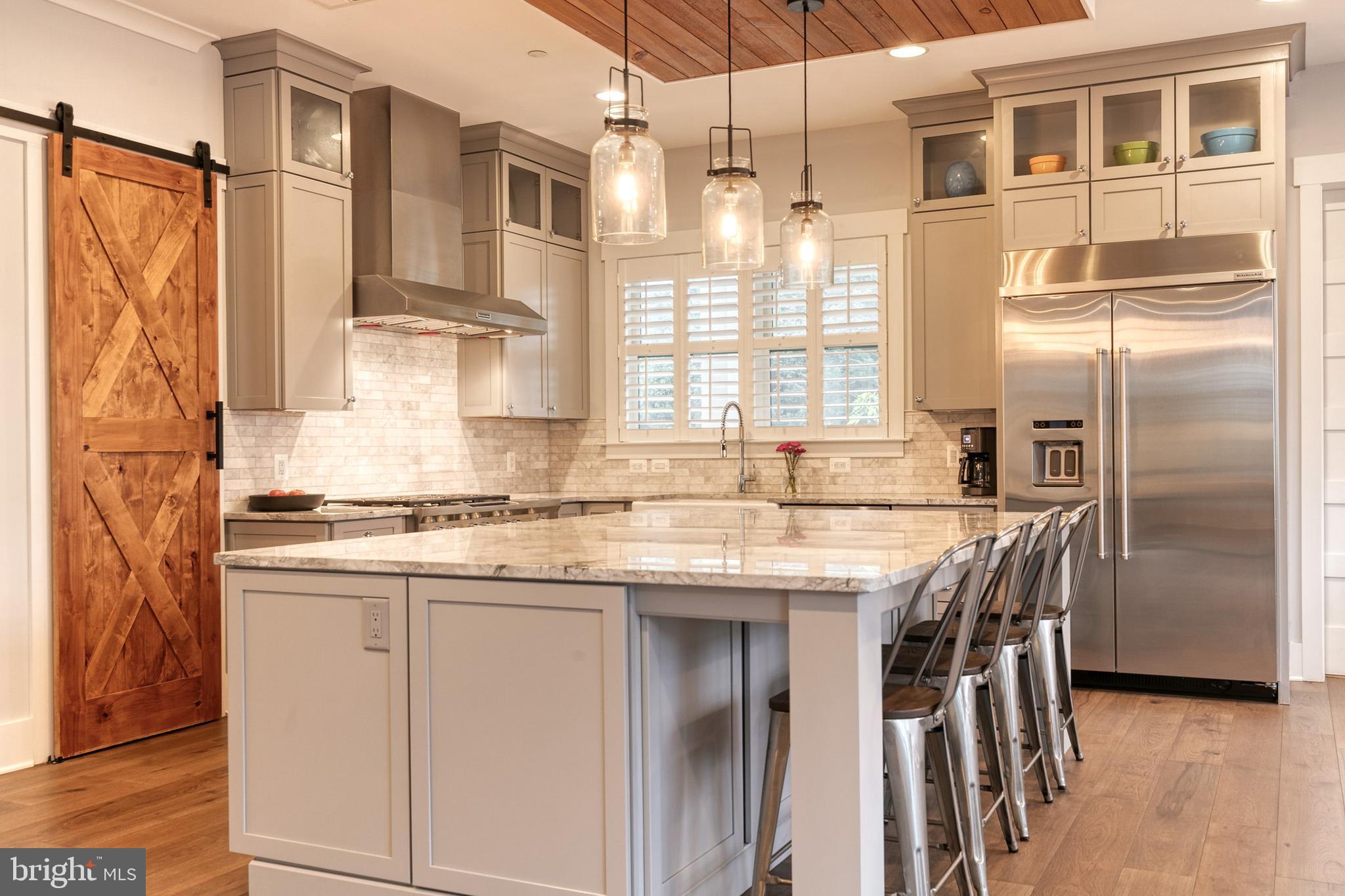 VILLAGE GREEN - Residential