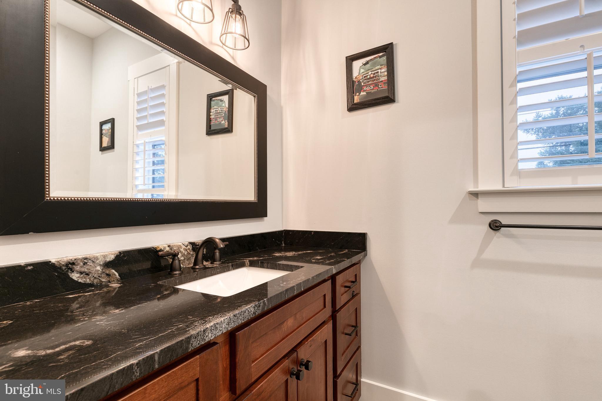 VILLAGE GREEN - Residential