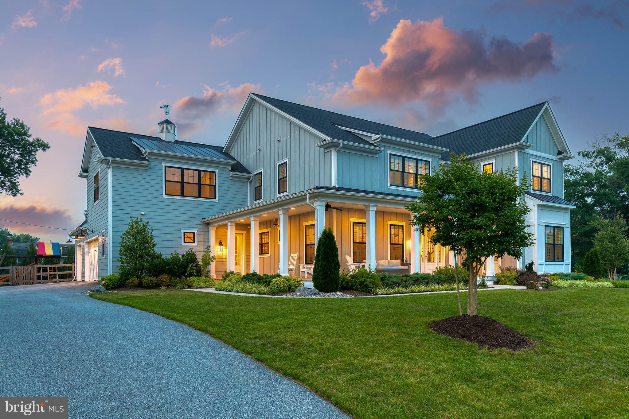 VILLAGE GREEN - Residential