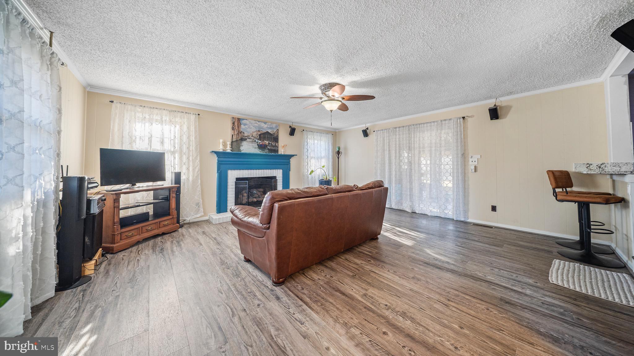 LIVINGSTON HEIGHTS - Residential