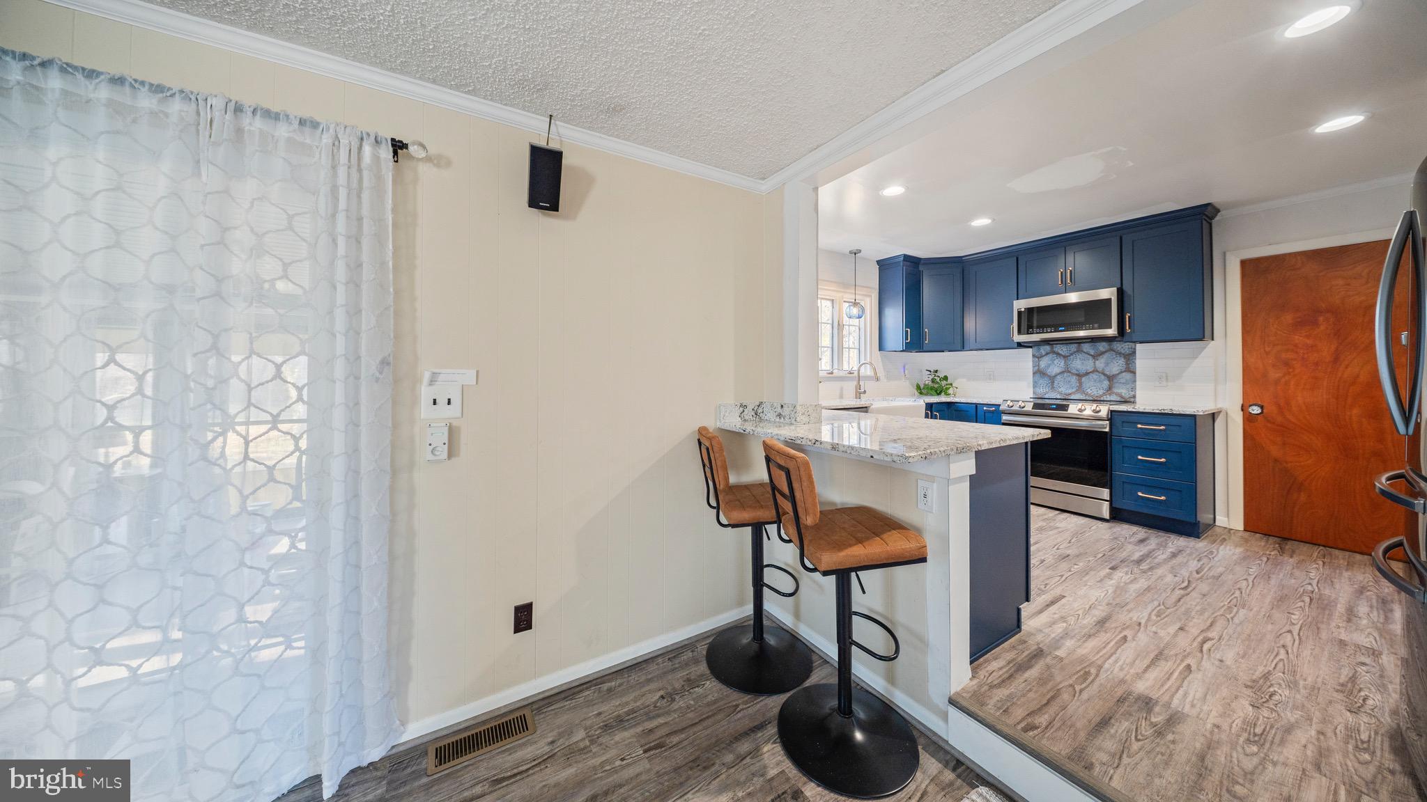 LIVINGSTON HEIGHTS - Residential