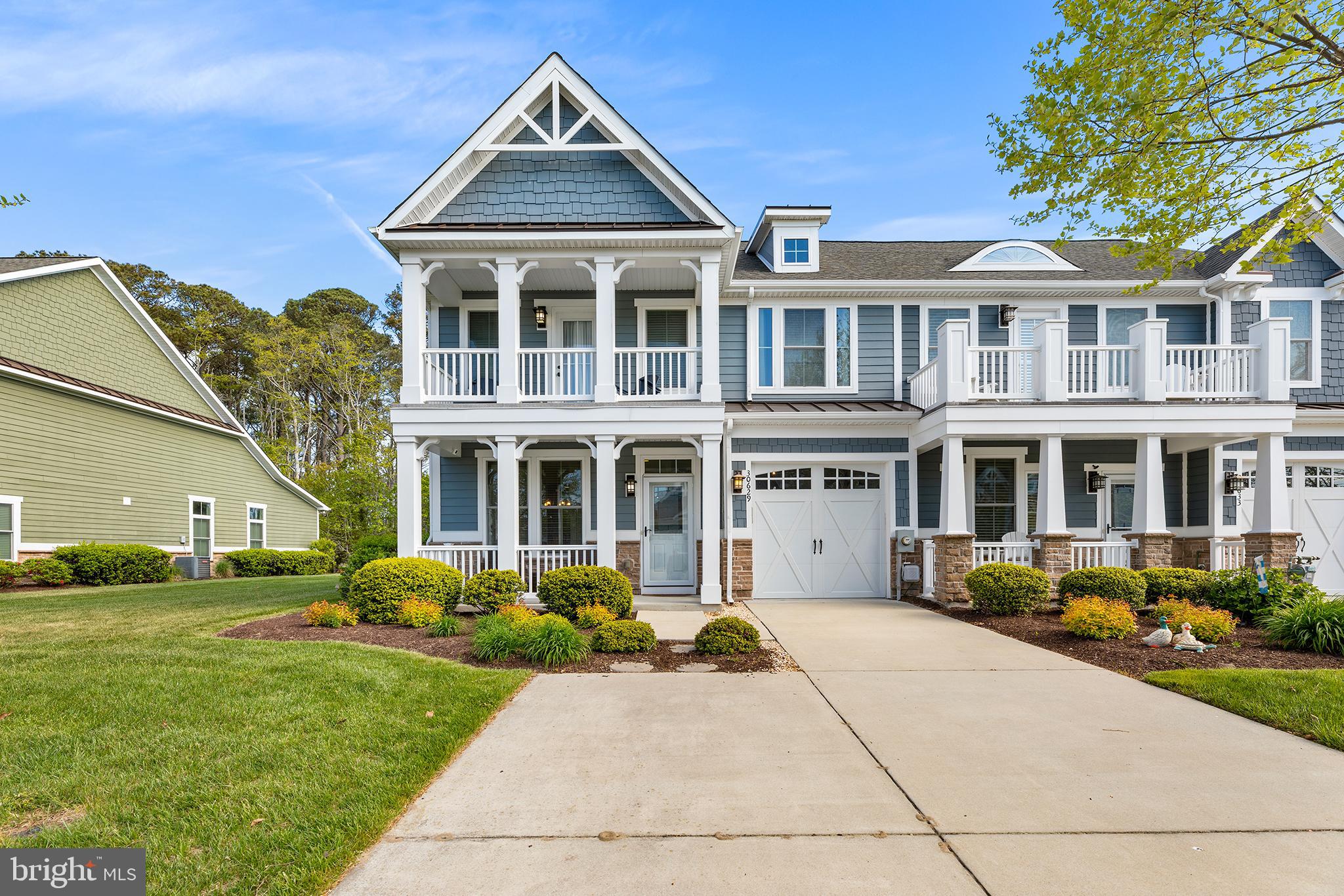 THE OVERLOOK - Residential