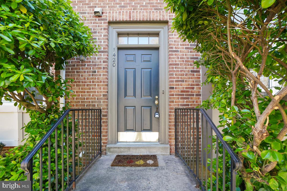 1420 WAKE FOREST DRIVE