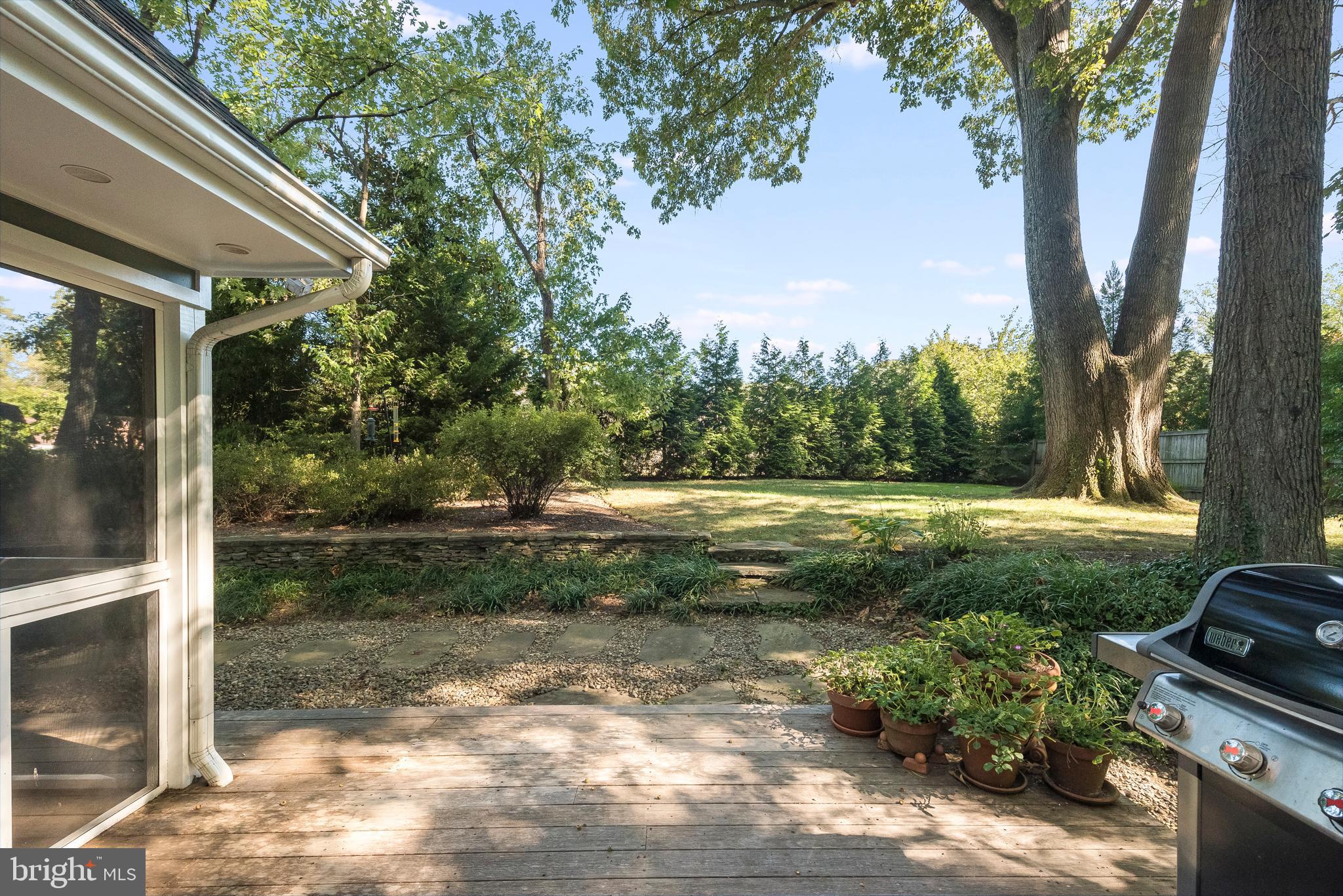 PENDENNIS MOUNT - Residential