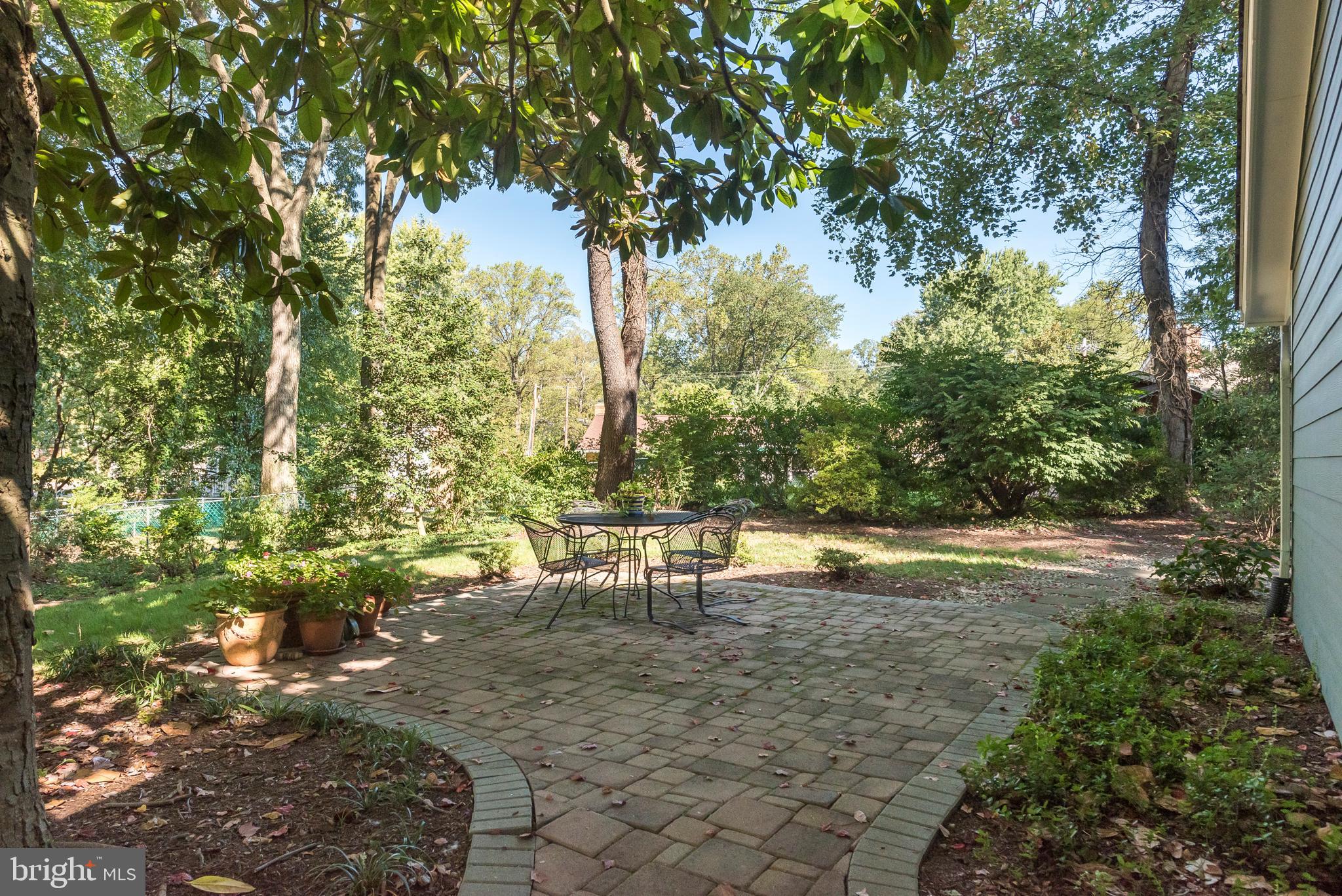 PENDENNIS MOUNT - Residential