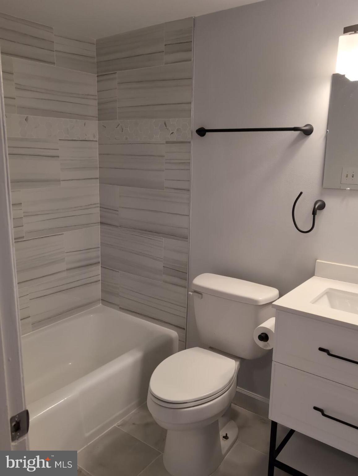 FRENCHMANS CREEK - Residential