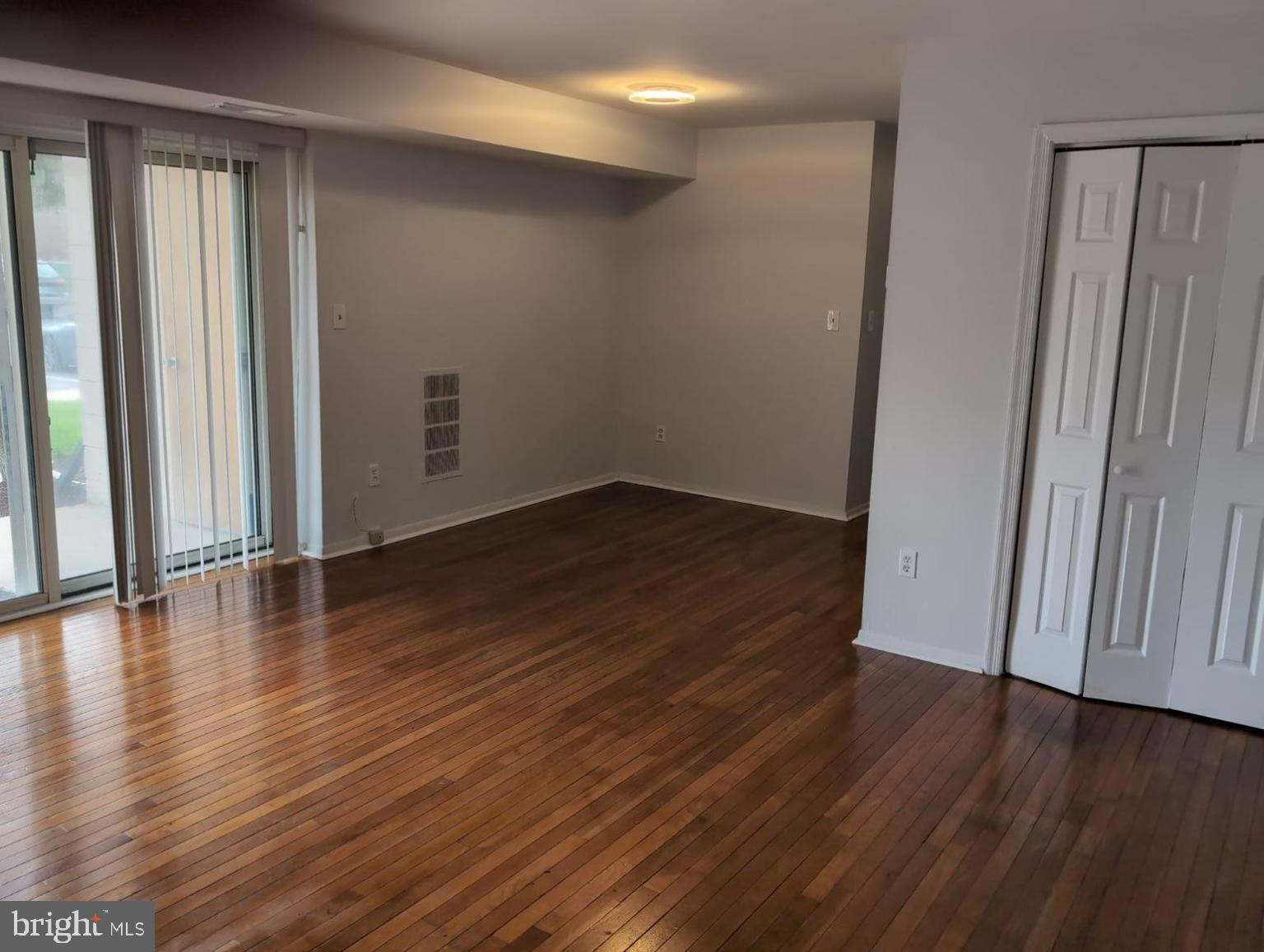 FRENCHMANS CREEK - Residential