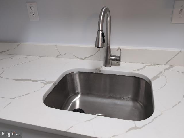 FRENCHMANS CREEK - Residential