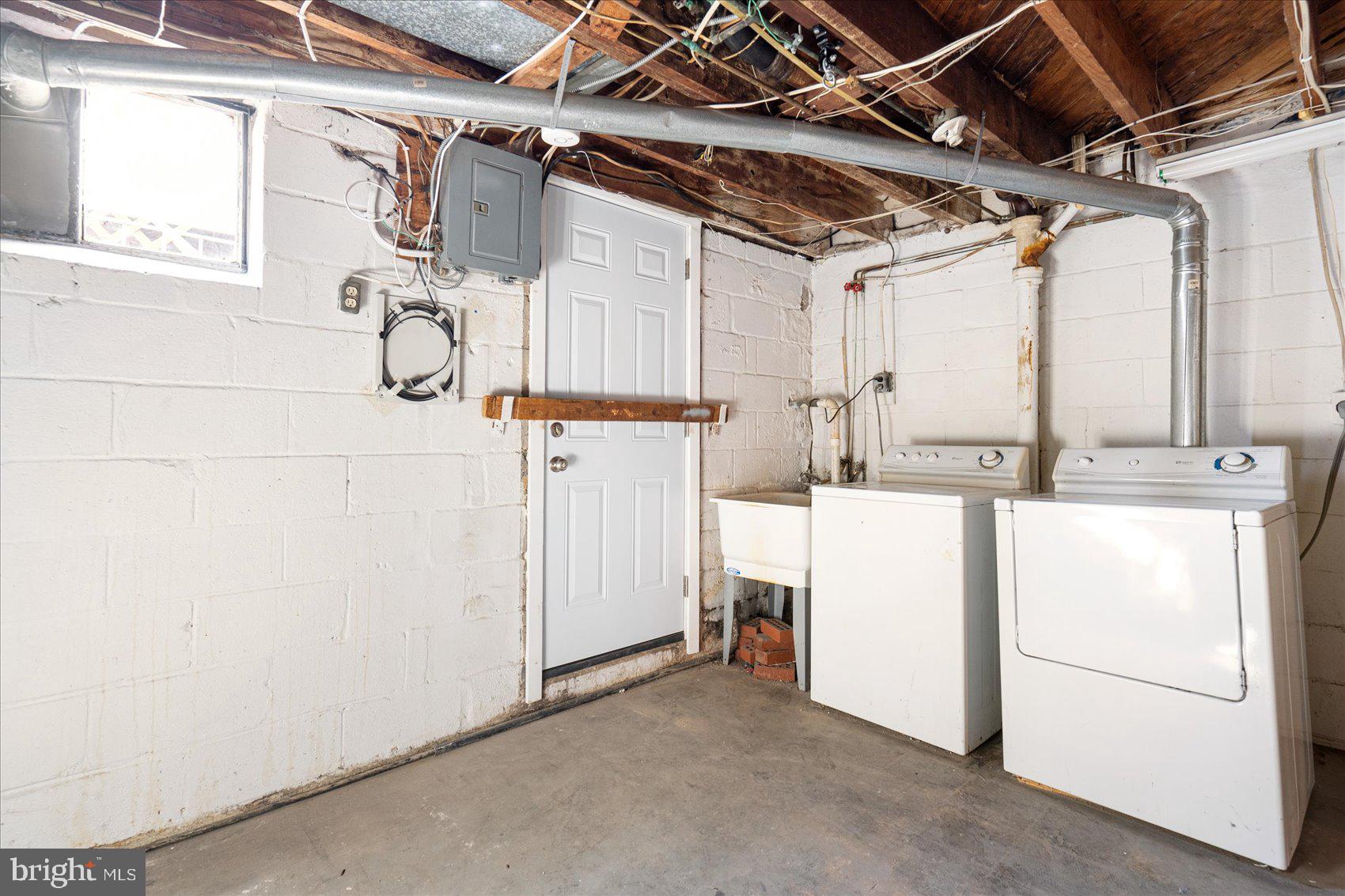 MIDDLESEX - Residential Lease