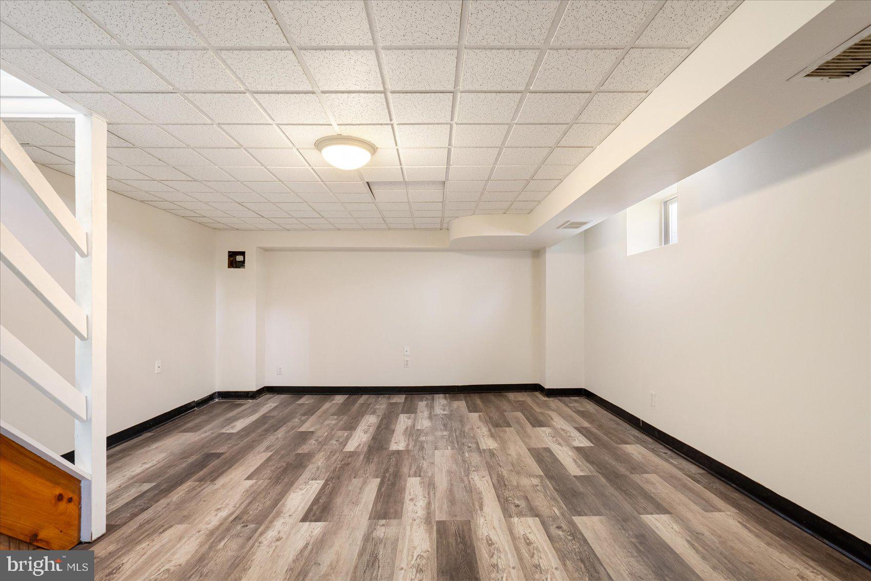 MIDDLESEX - Residential Lease