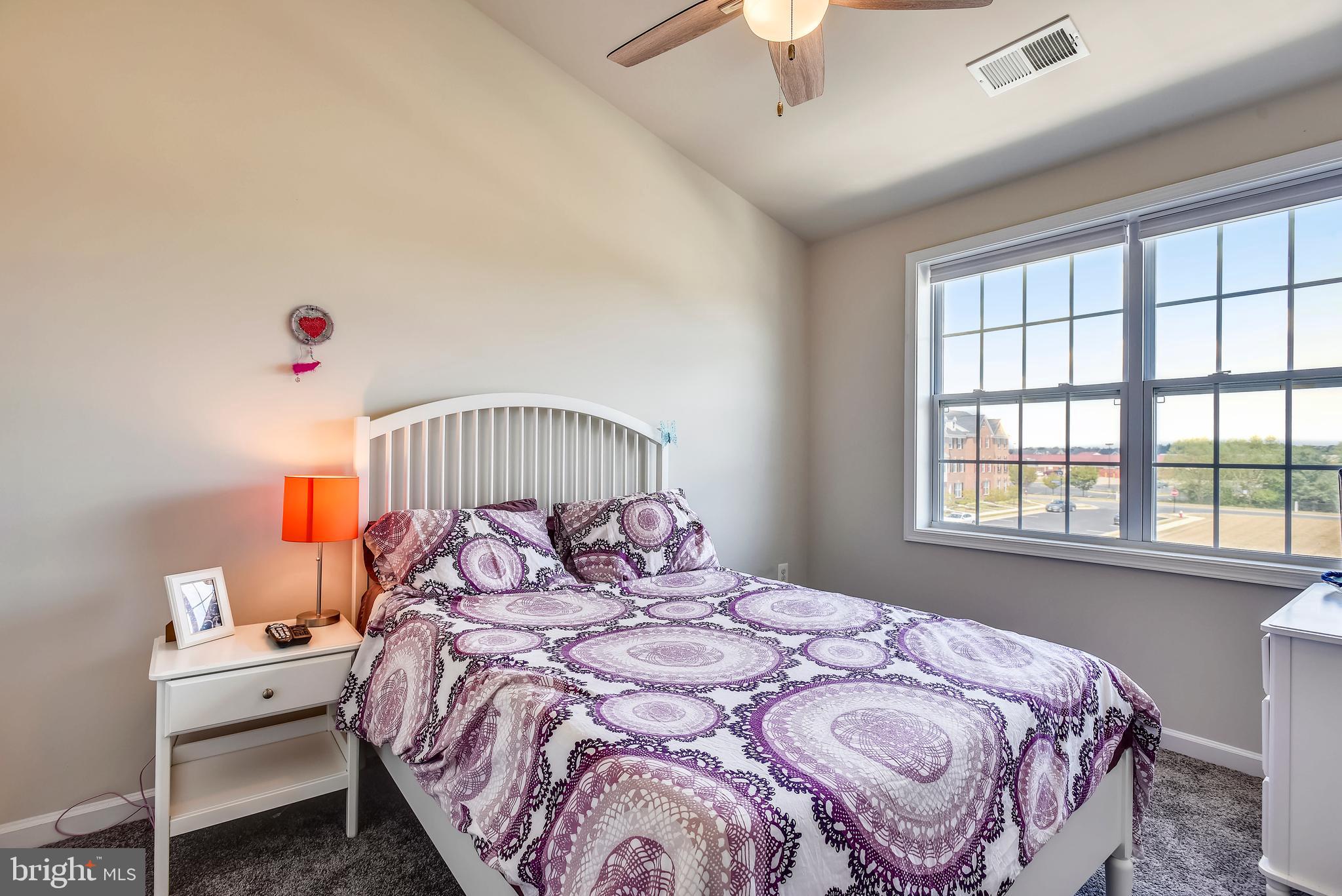 LOUDOUN VALLEY ESTATES 2 - Residential