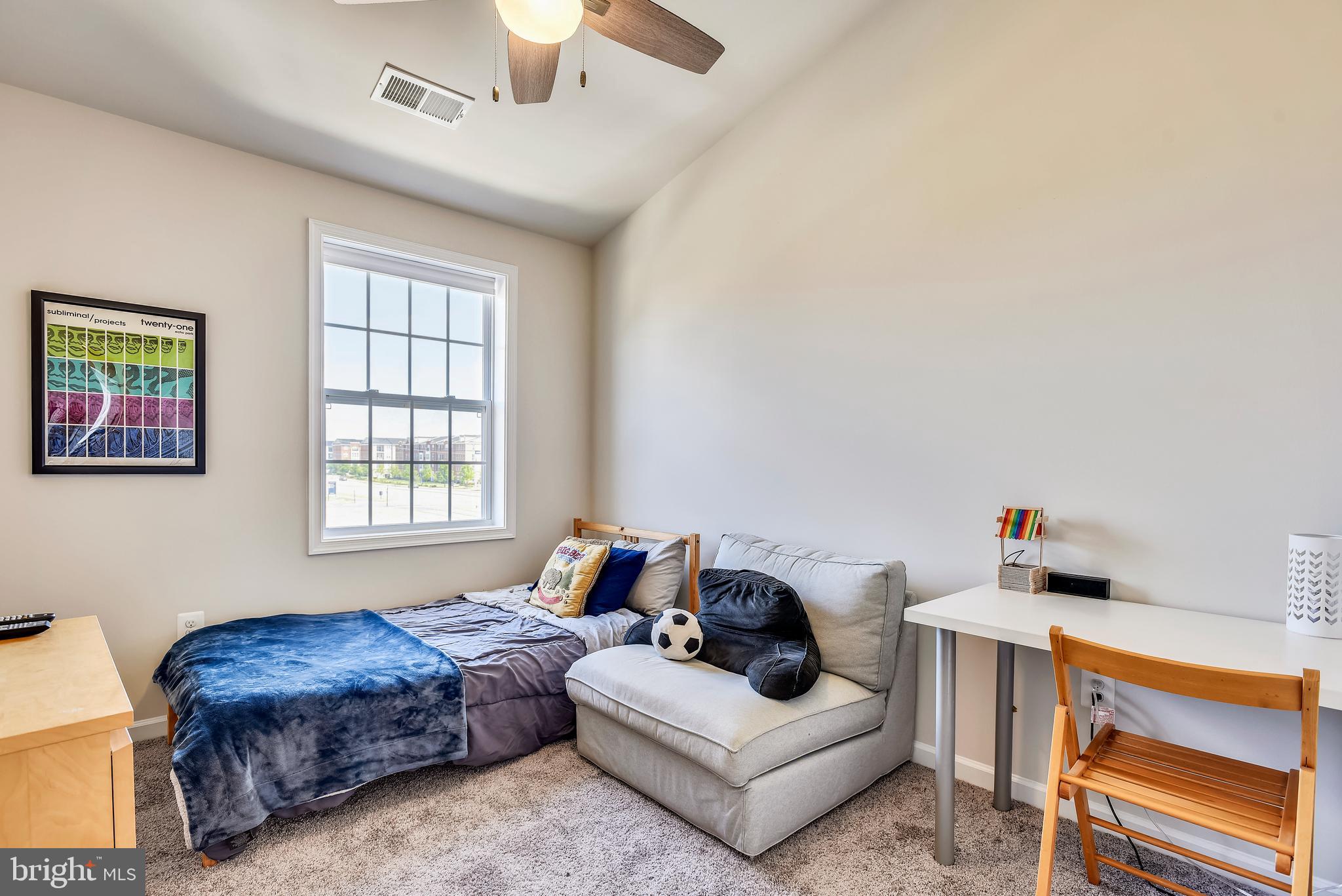 LOUDOUN VALLEY ESTATES 2 - Residential