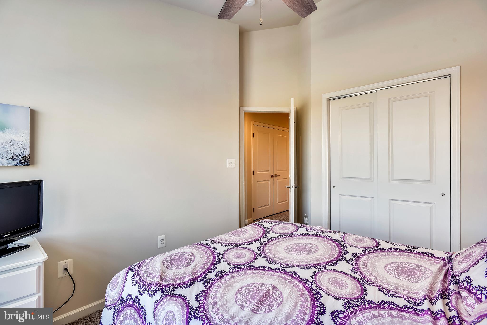 LOUDOUN VALLEY ESTATES 2 - Residential