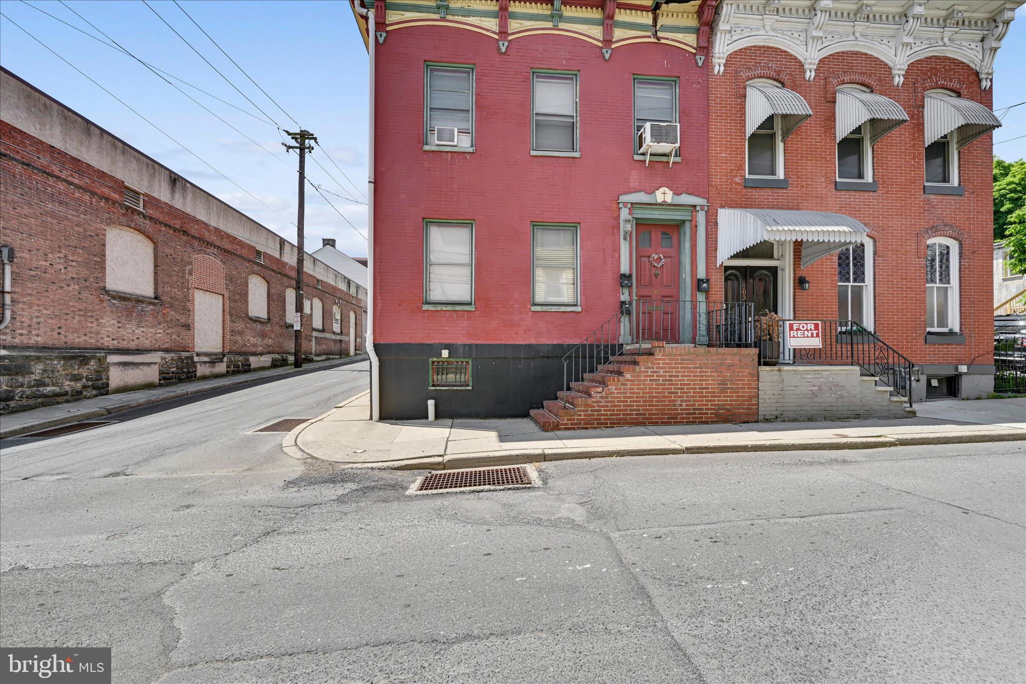 201 N 2ND STREET