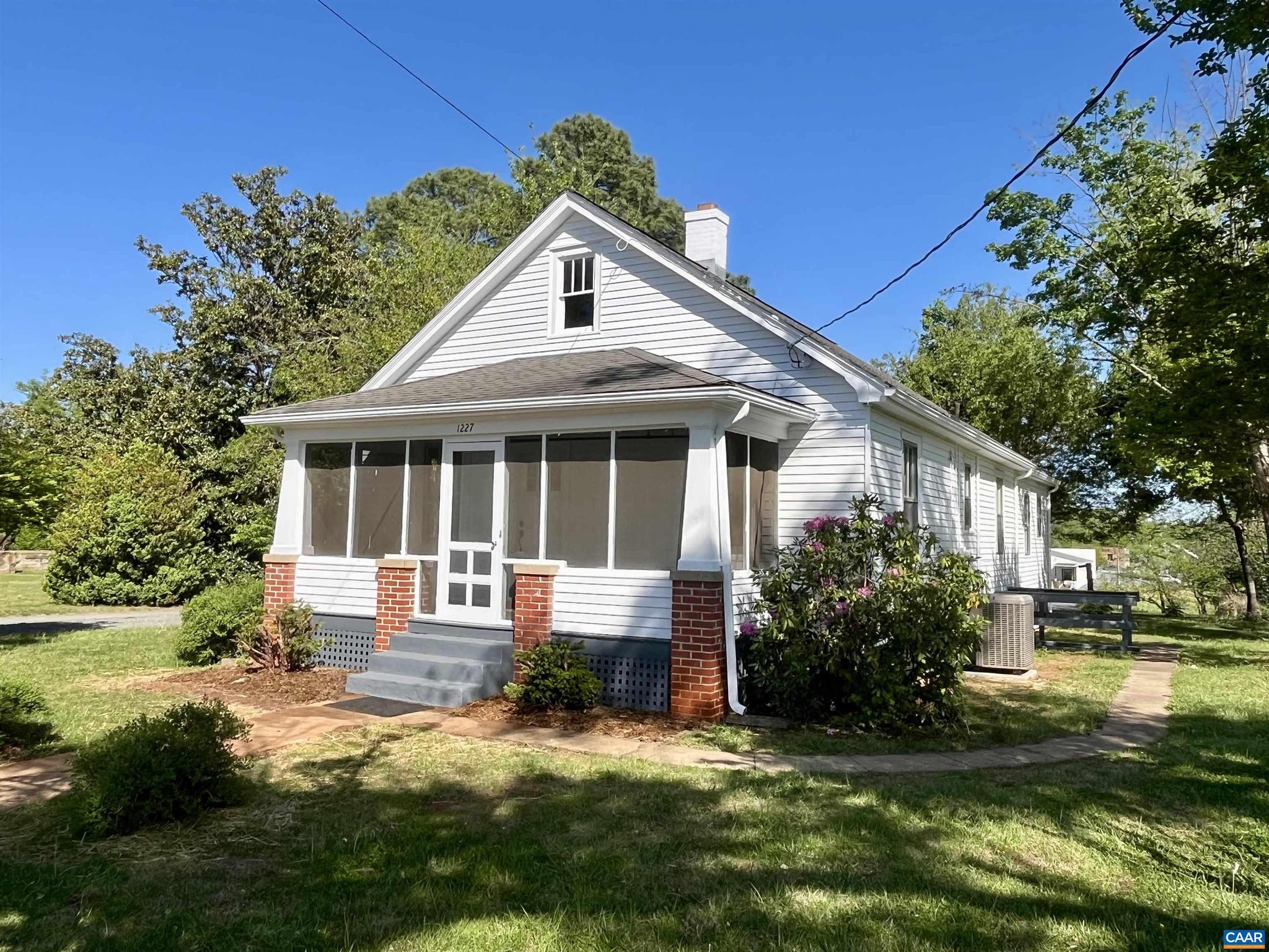 UNKNOWN - Residential Lease