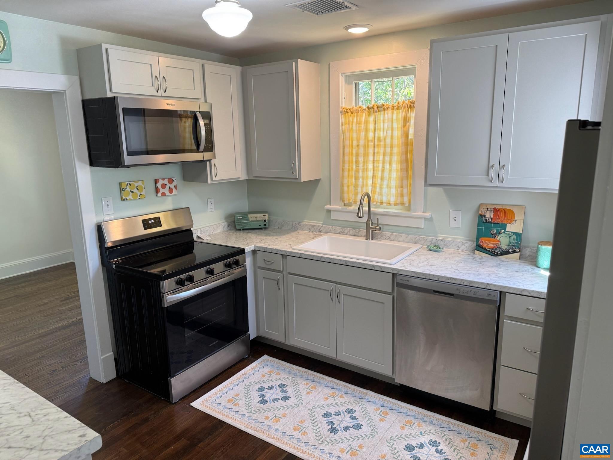 UNKNOWN - Residential Lease