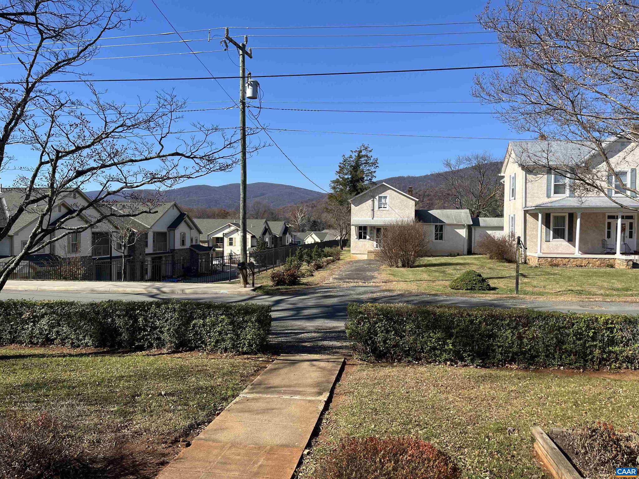 UNKNOWN - Residential Lease