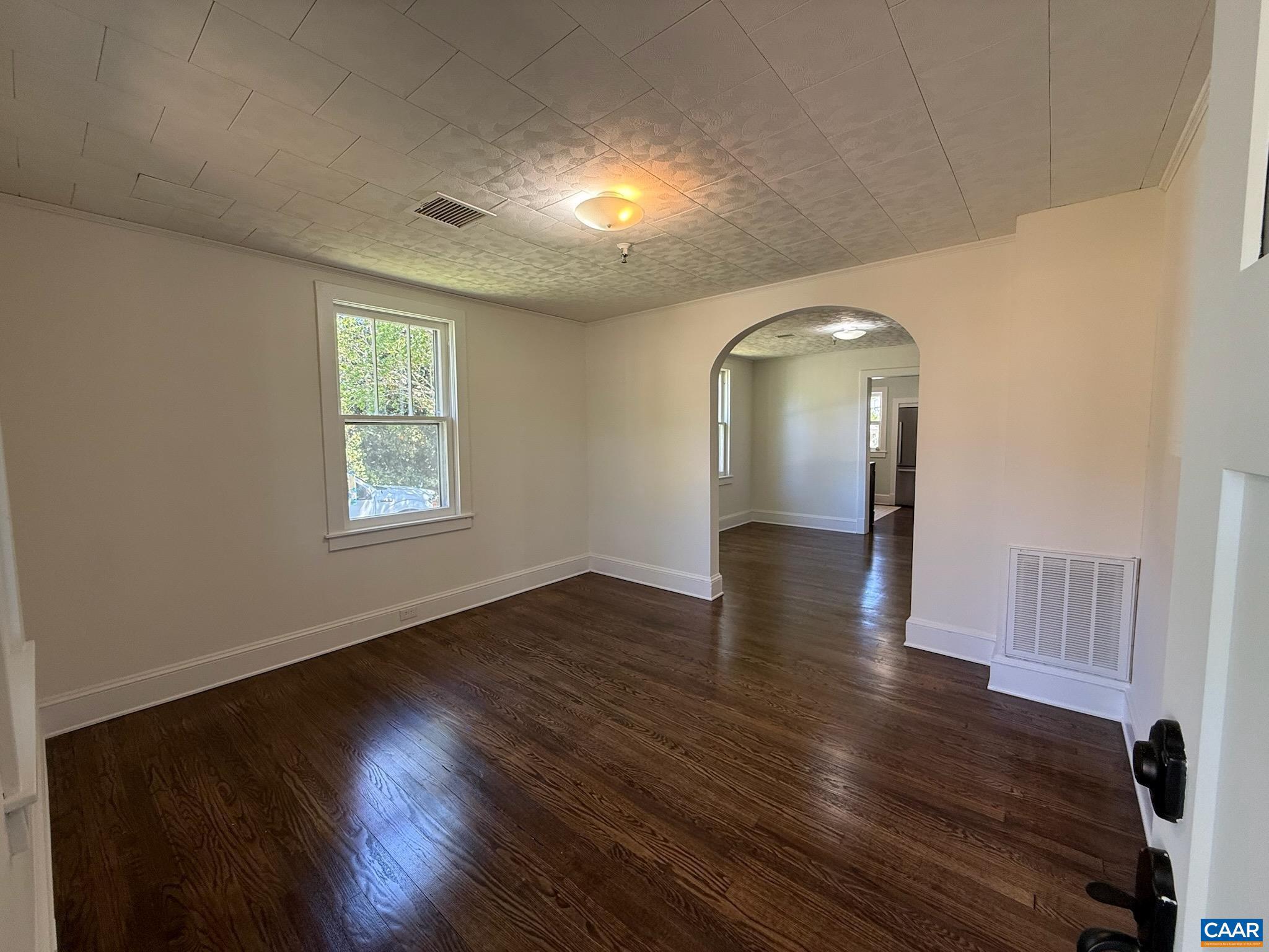 UNKNOWN - Residential Lease