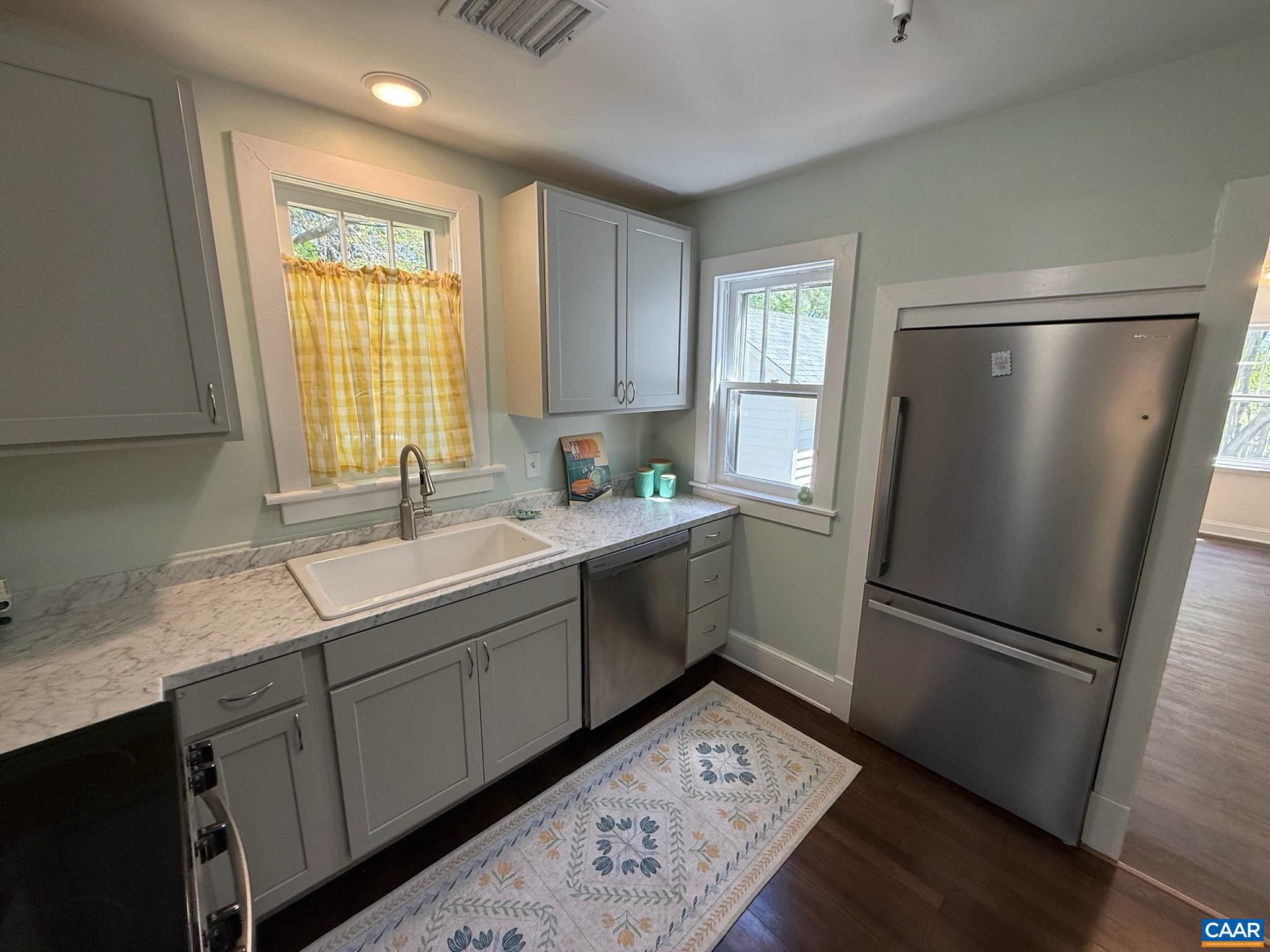 UNKNOWN - Residential Lease