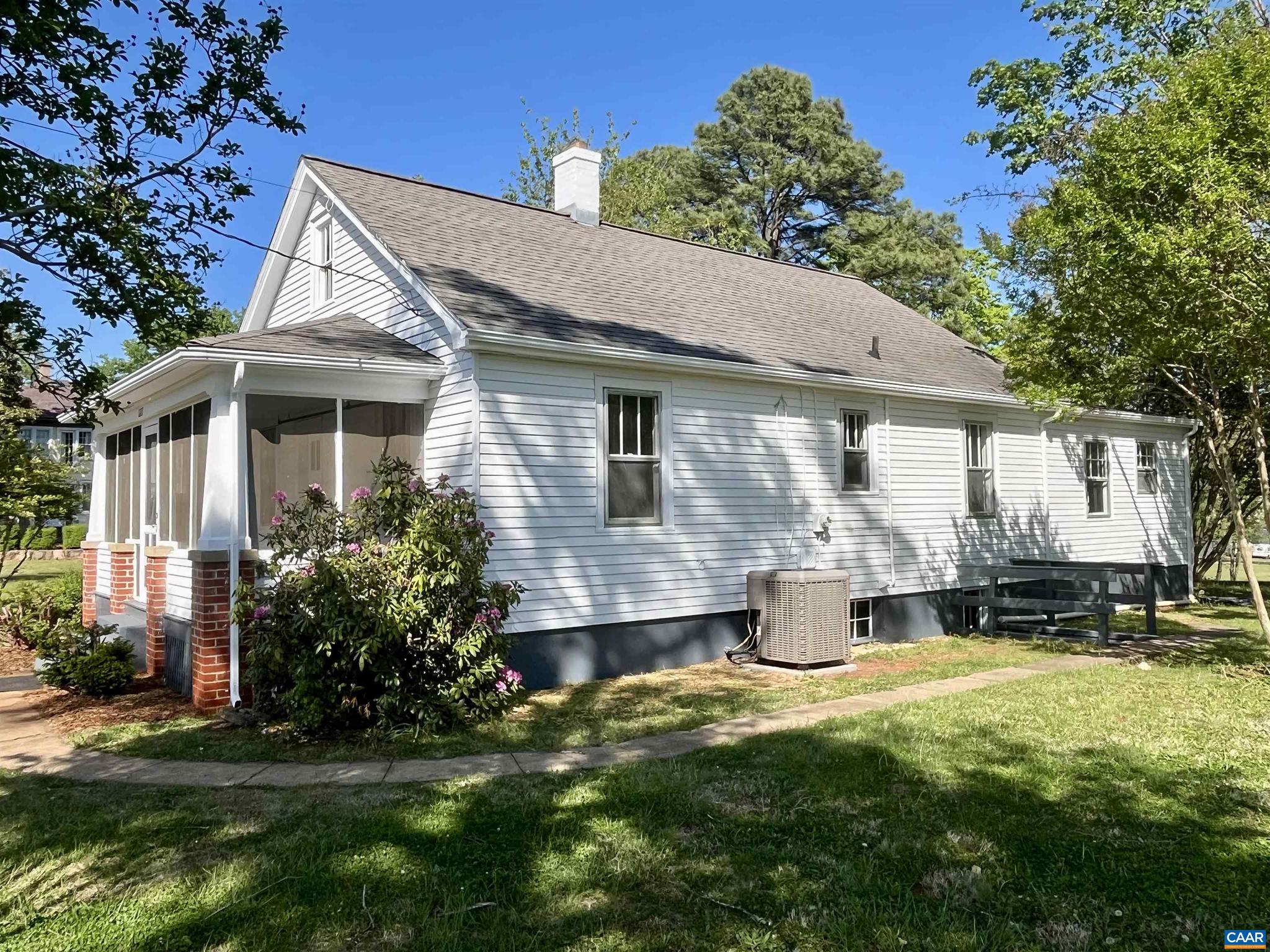 UNKNOWN - Residential Lease