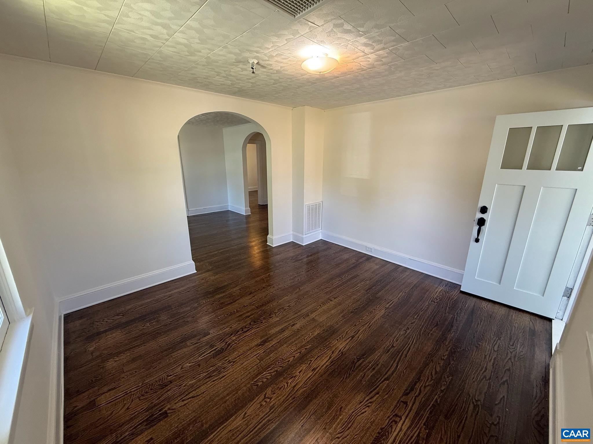 UNKNOWN - Residential Lease