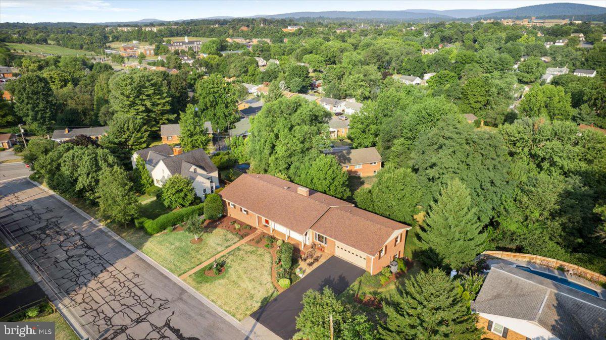 WHITTIER ACRES - Residential