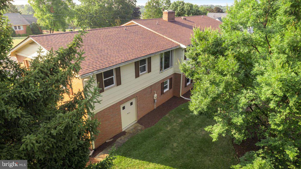 WHITTIER ACRES - Residential