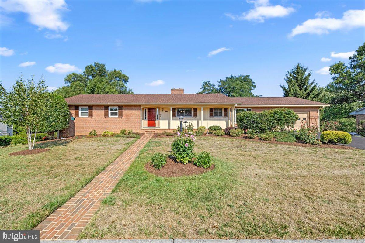 WHITTIER ACRES - Residential