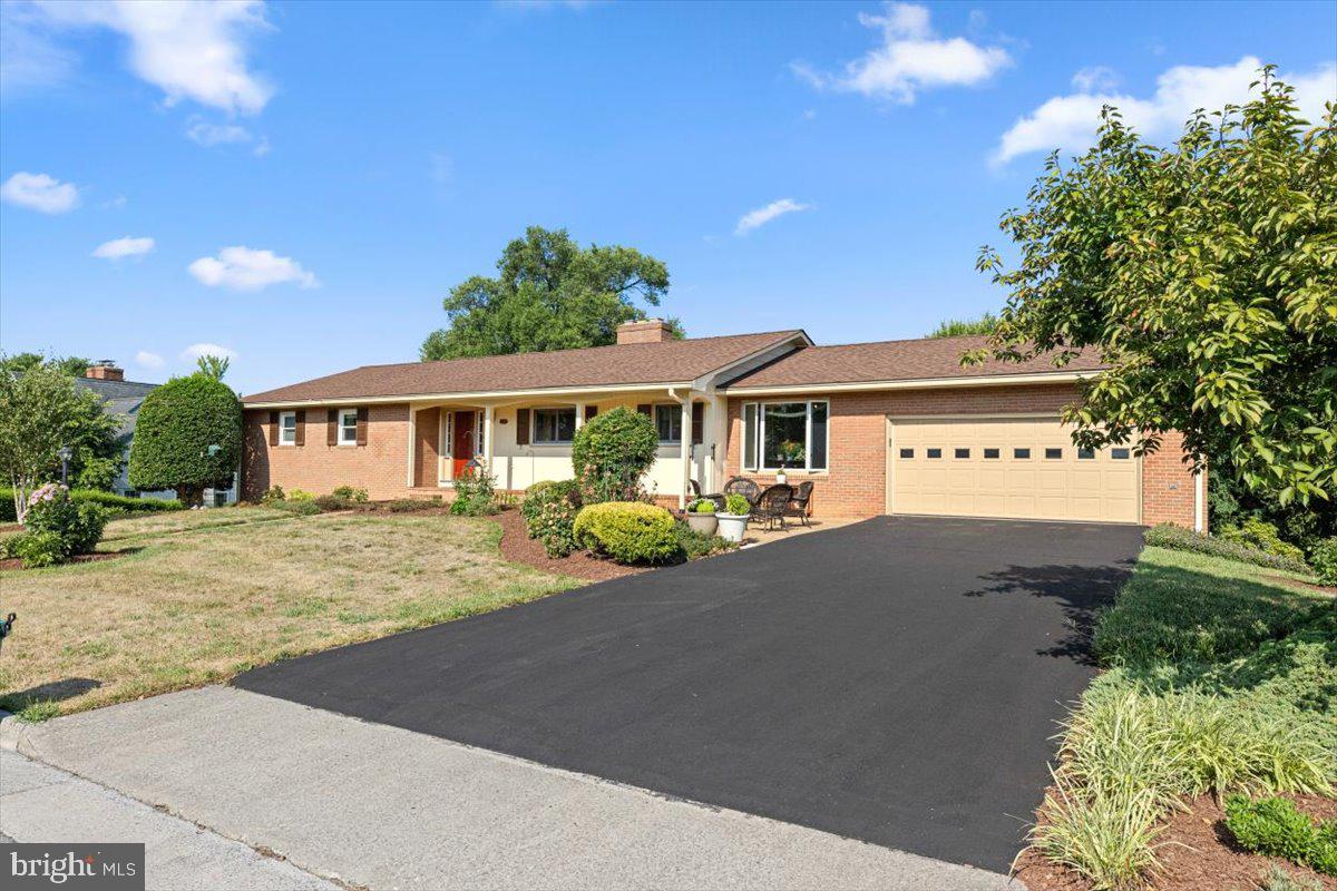 WHITTIER ACRES - Residential